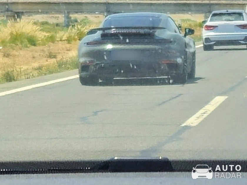 Porsche 992 GT3 MkI spotted in Granada