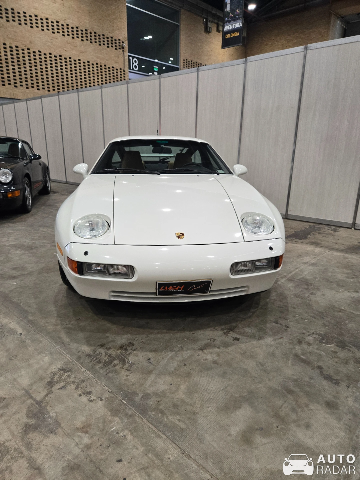Porsche 928 GTS spotted in Bogotá, Colombia