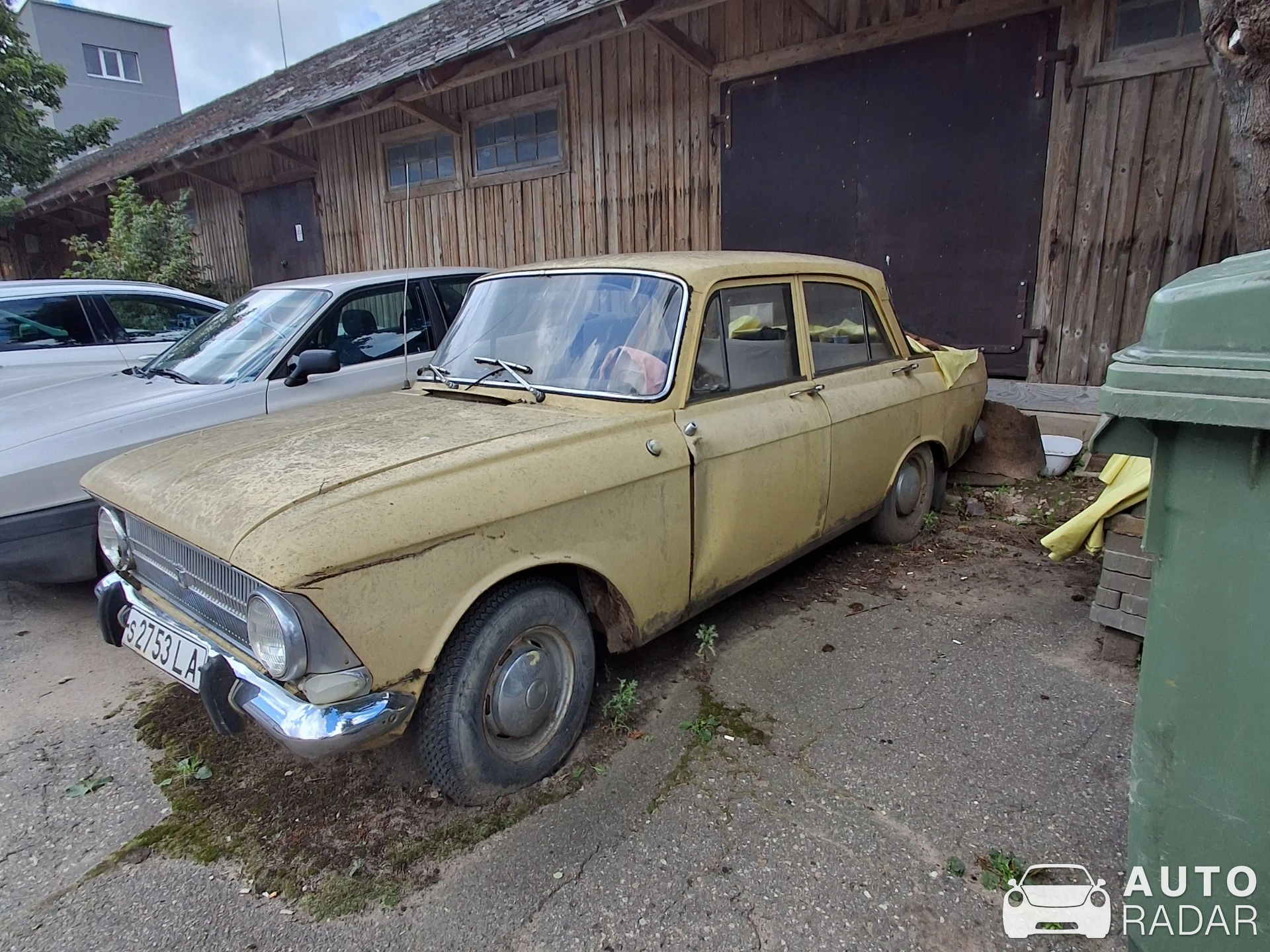 Moskvitch 412 spotted in Cēsis