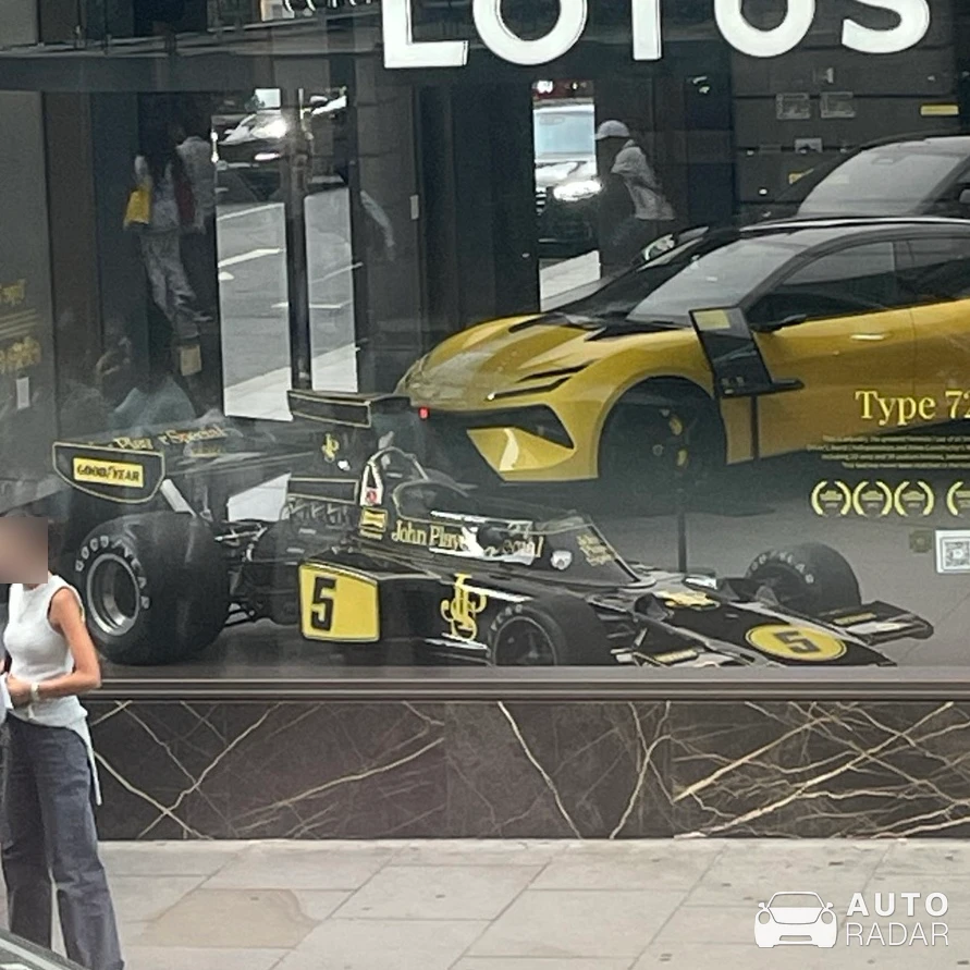 Lotus Elise S2 Type 72 spotted