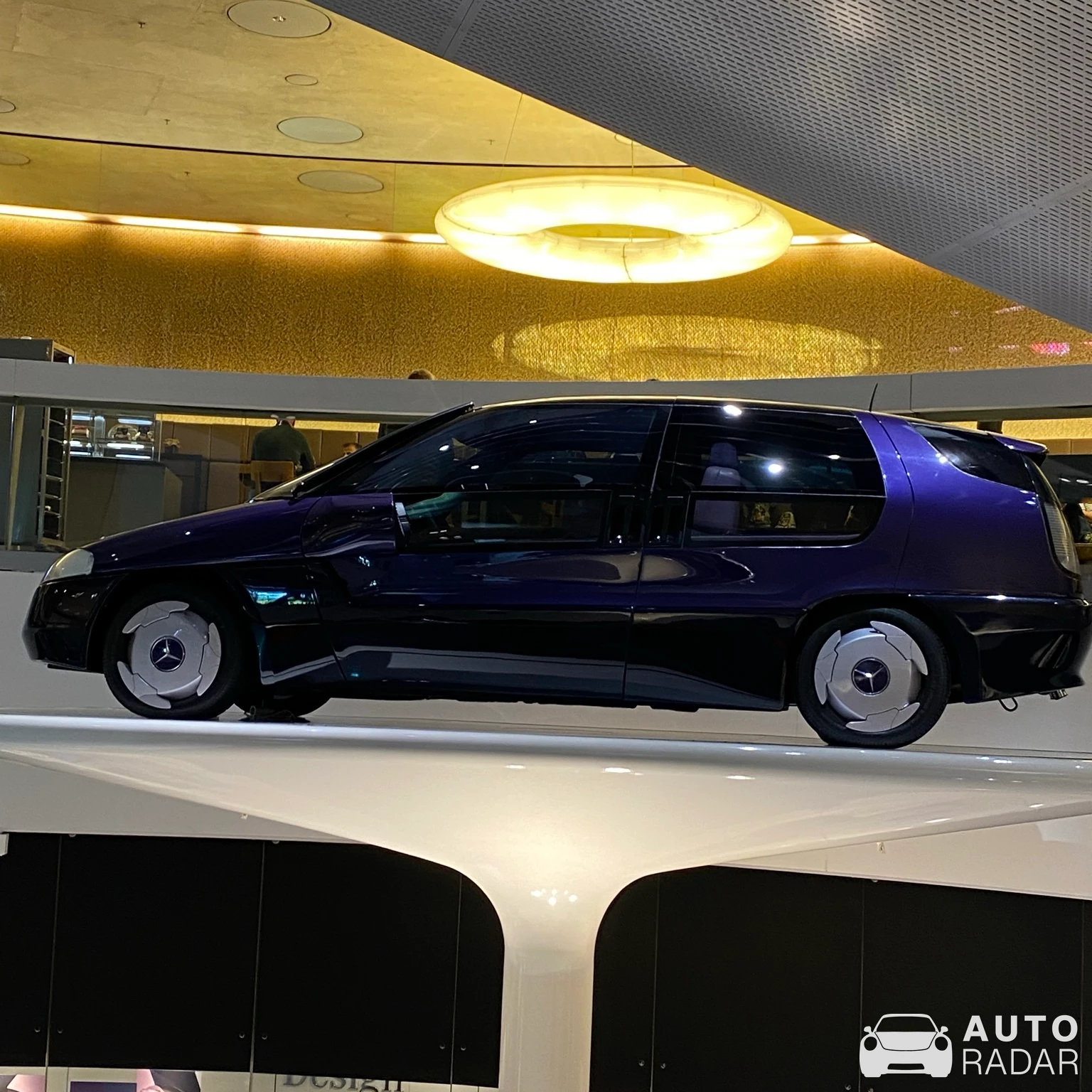 Mercedes-Benz F100 Concept spotted in Stuttgart