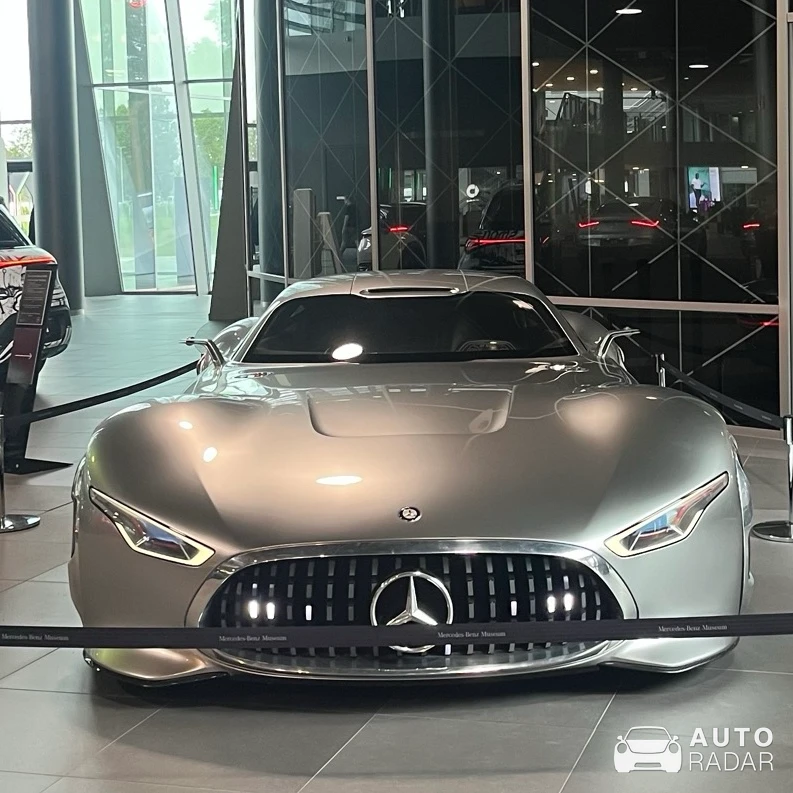 Mercedes-Benz Concept spotted in Stuttgart