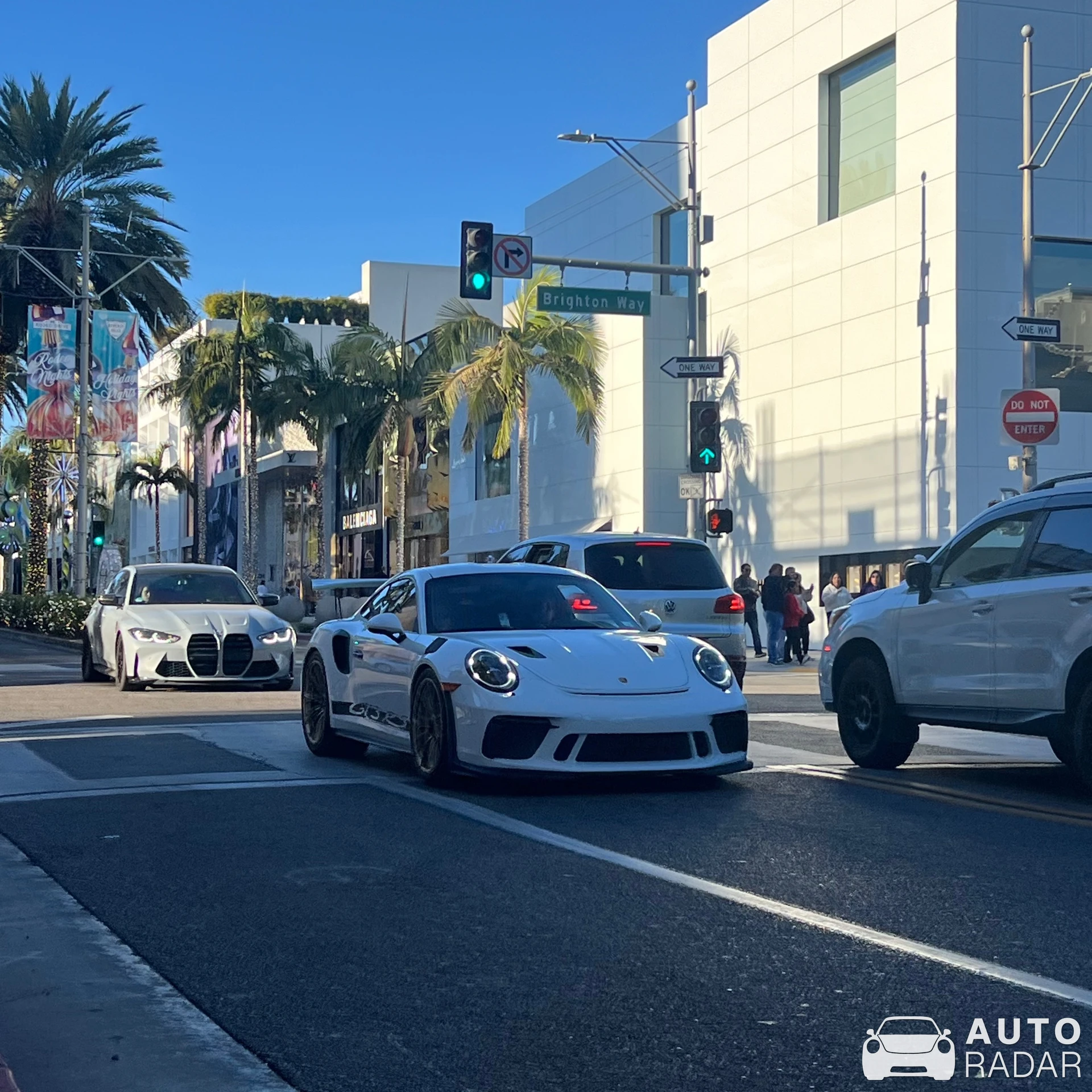 Porsche 991 GT2 RS spotted in Beverly Hills, United States