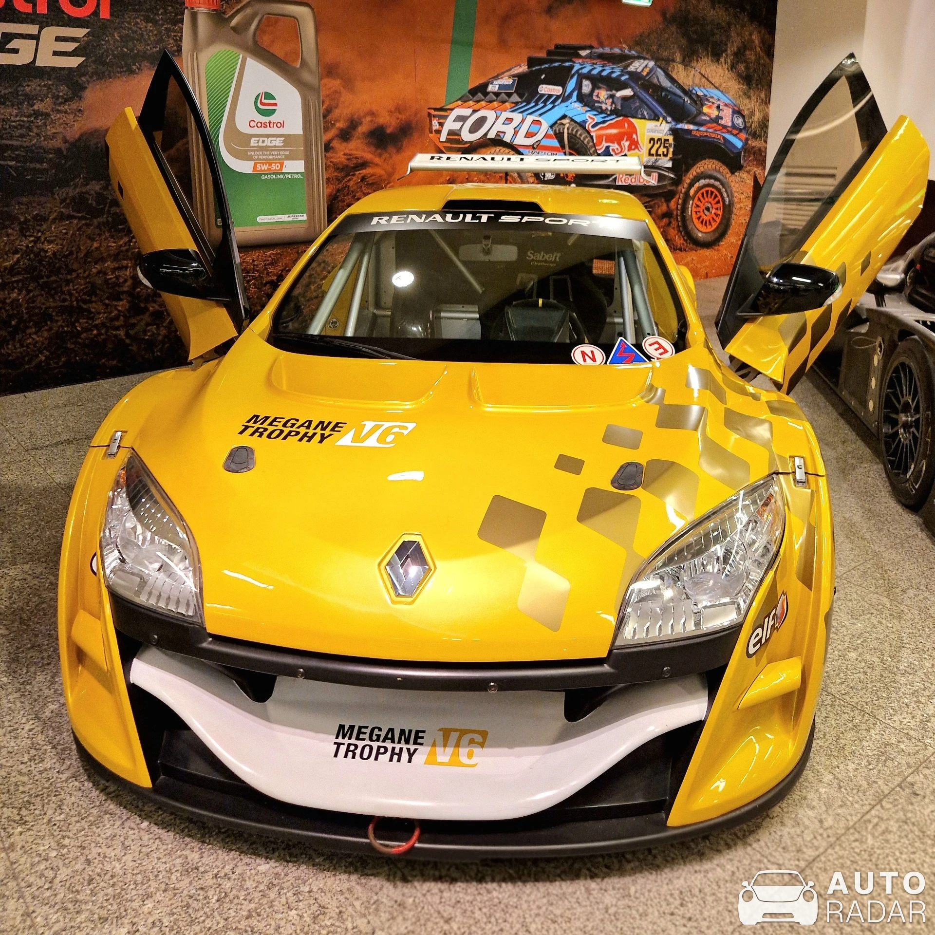 Renault Mégane Trophy V6 spotted in Warszawa
