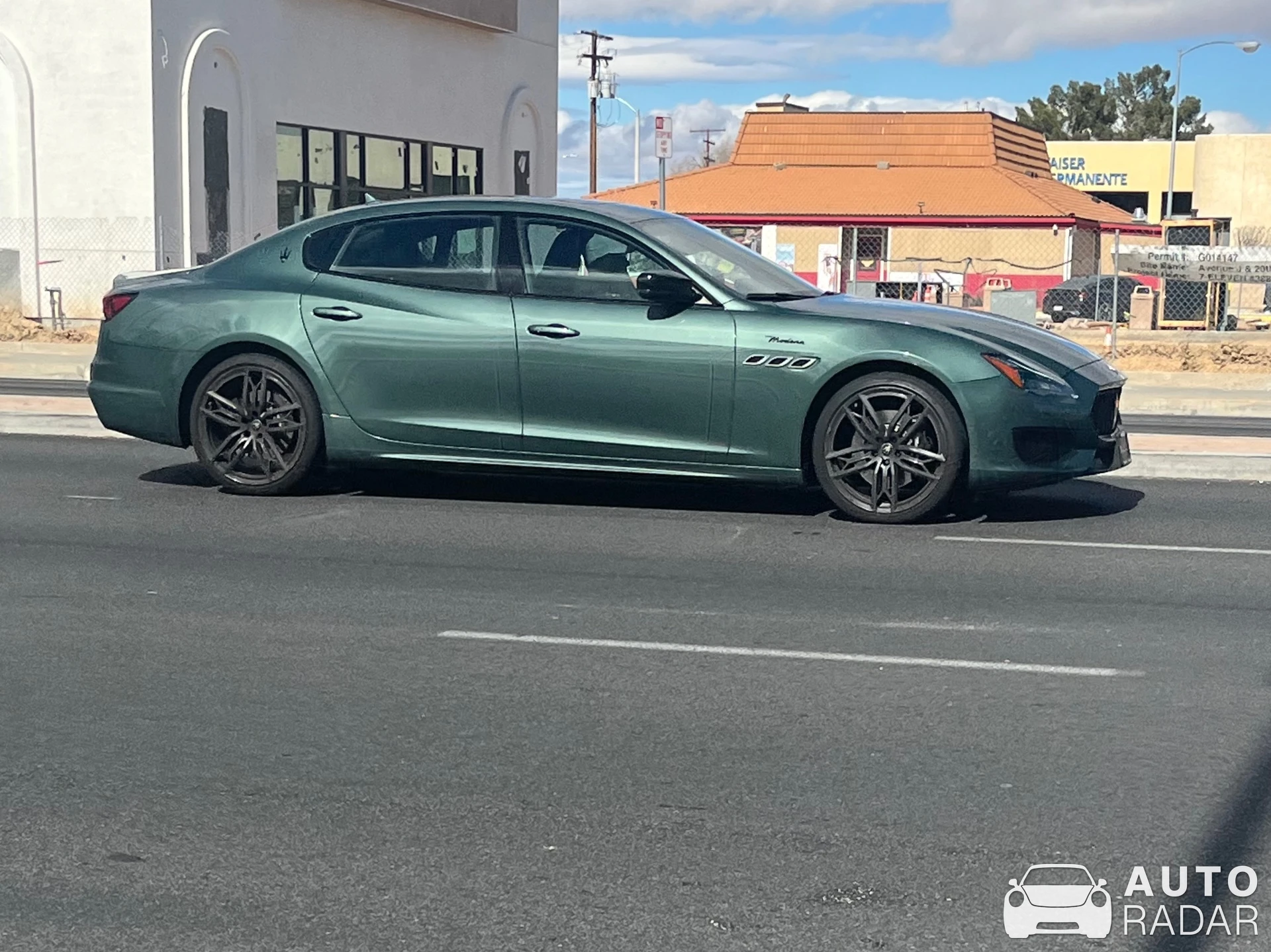 Maserati Quattroporte Modena Q4 spotted in Lancaster