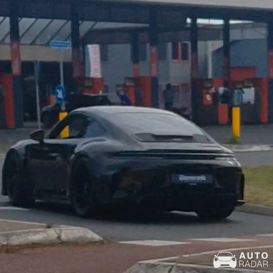 Porsche 992 GT3 Touring MkI spotted in Rijssen