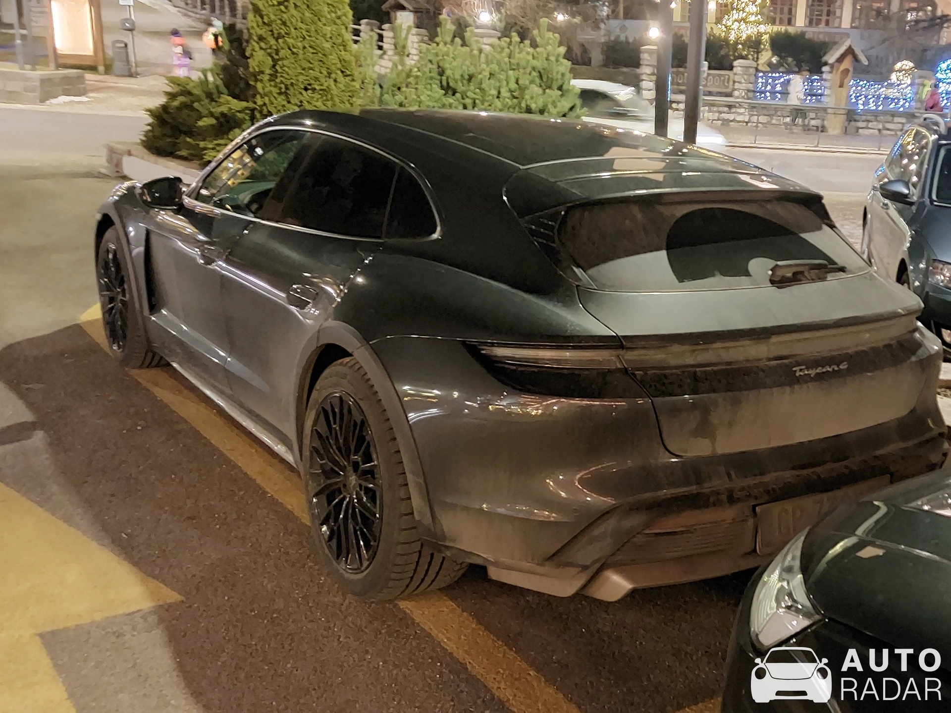 Porsche Taycan 4 Cross Turismo spotted in Andalo, Italia
