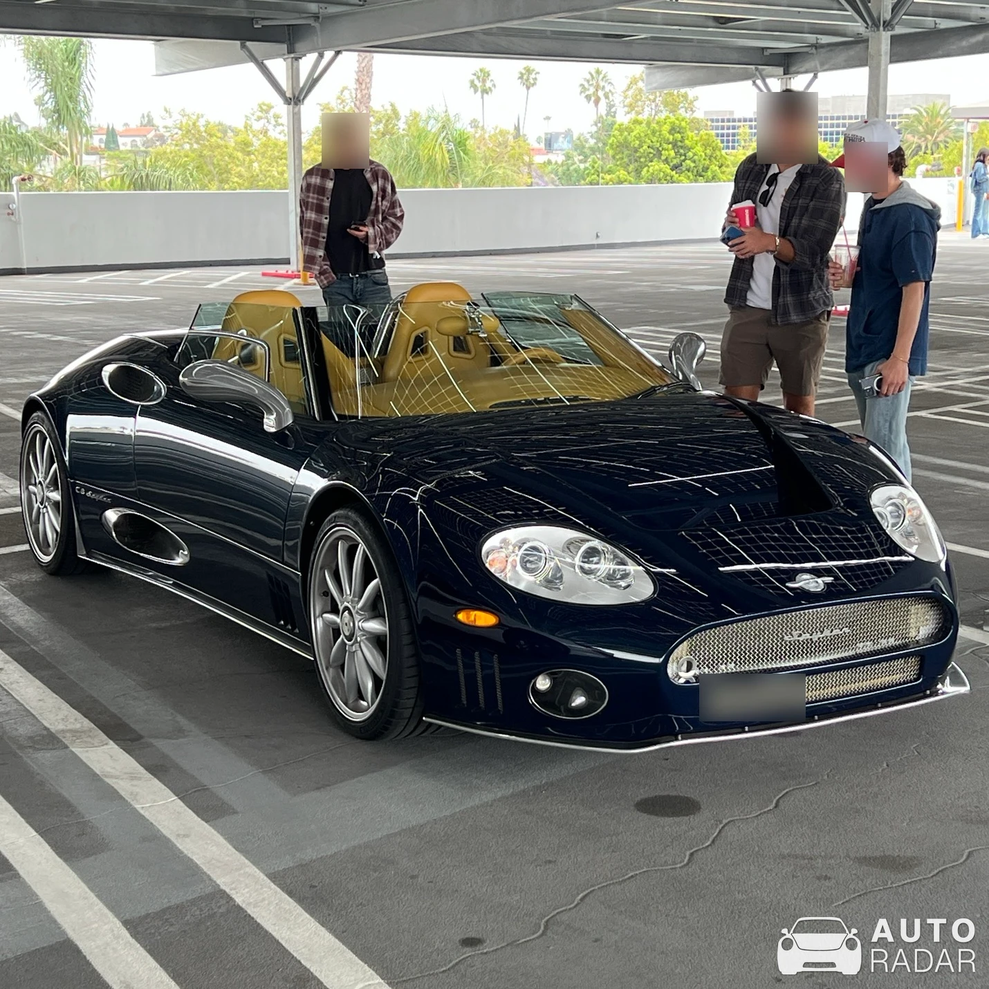 Spyker C8 Spyder spotted in Los Angeles