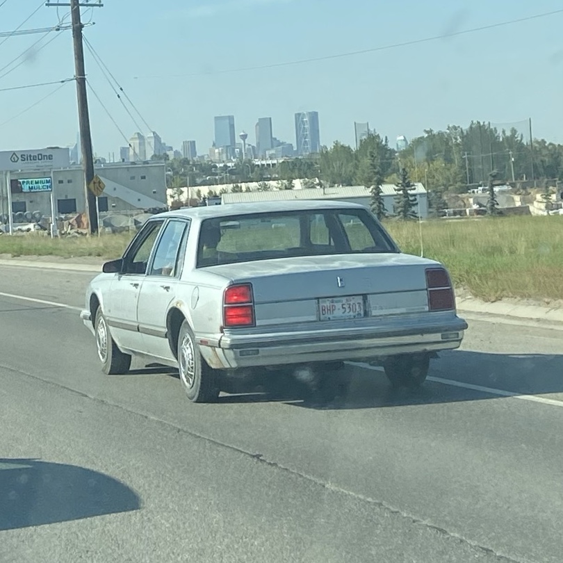 Oldsmobile Delta 88 Royale