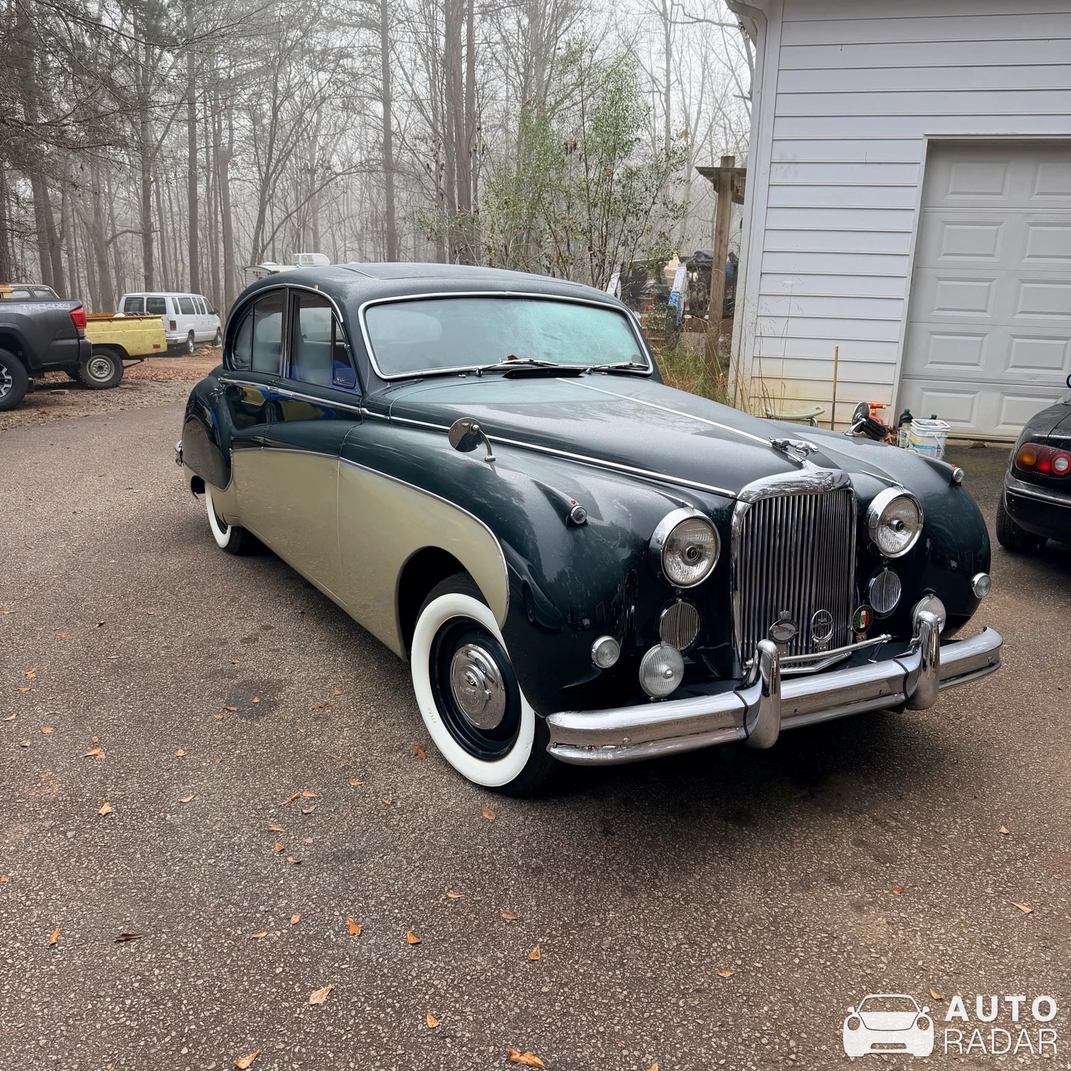 Jaguar Mark IX spotted in Watkinsville, United States
