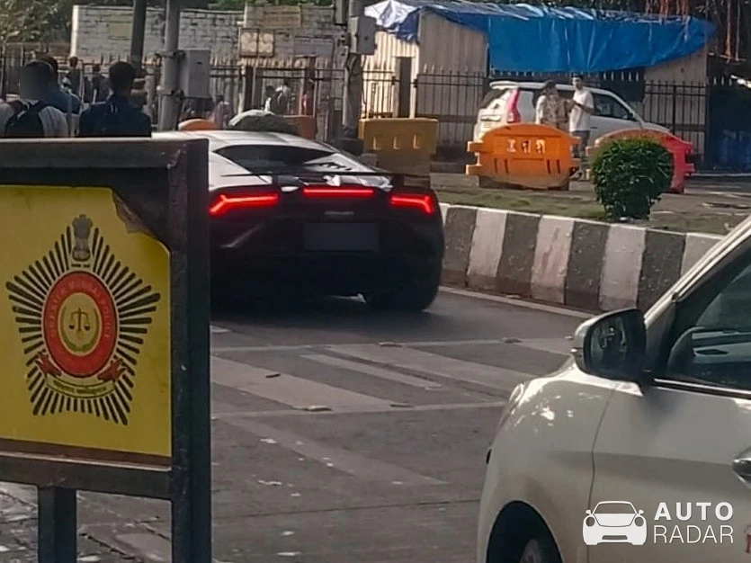 Lamborghini Huracán LP640-2 Tecnica spotted in Mumbai, India
