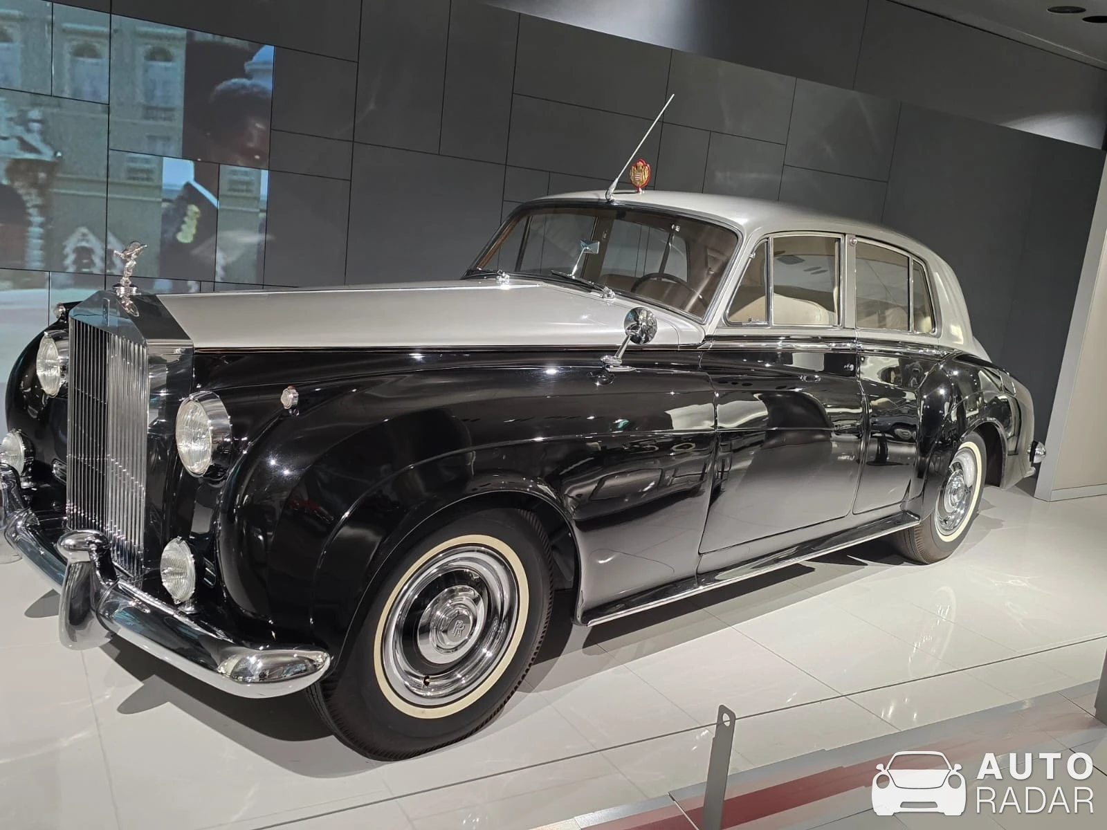 Rolls-Royce Silver Cloud spotted in Monaco, Monaco