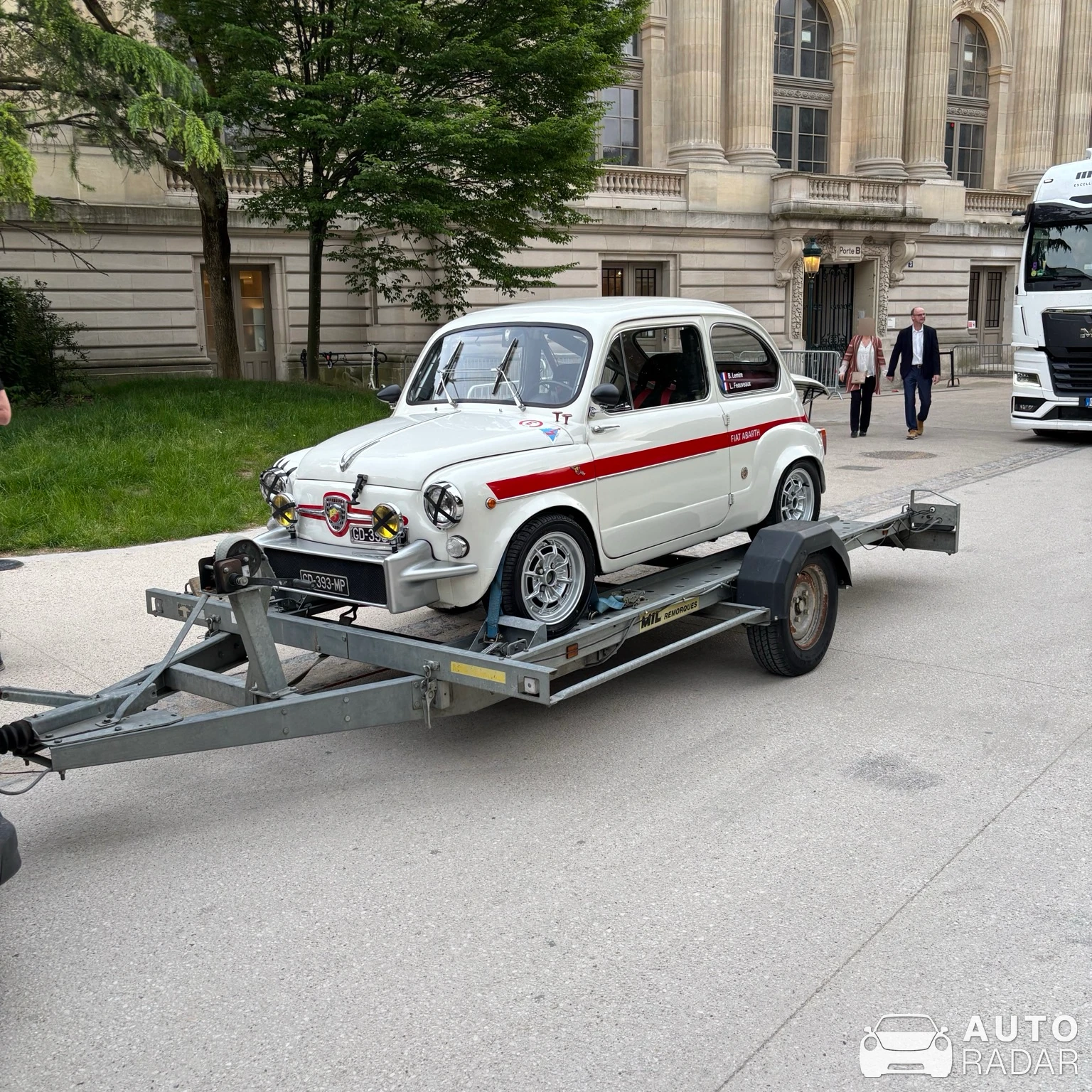 Fiat 850 Abarth spotted in Paris