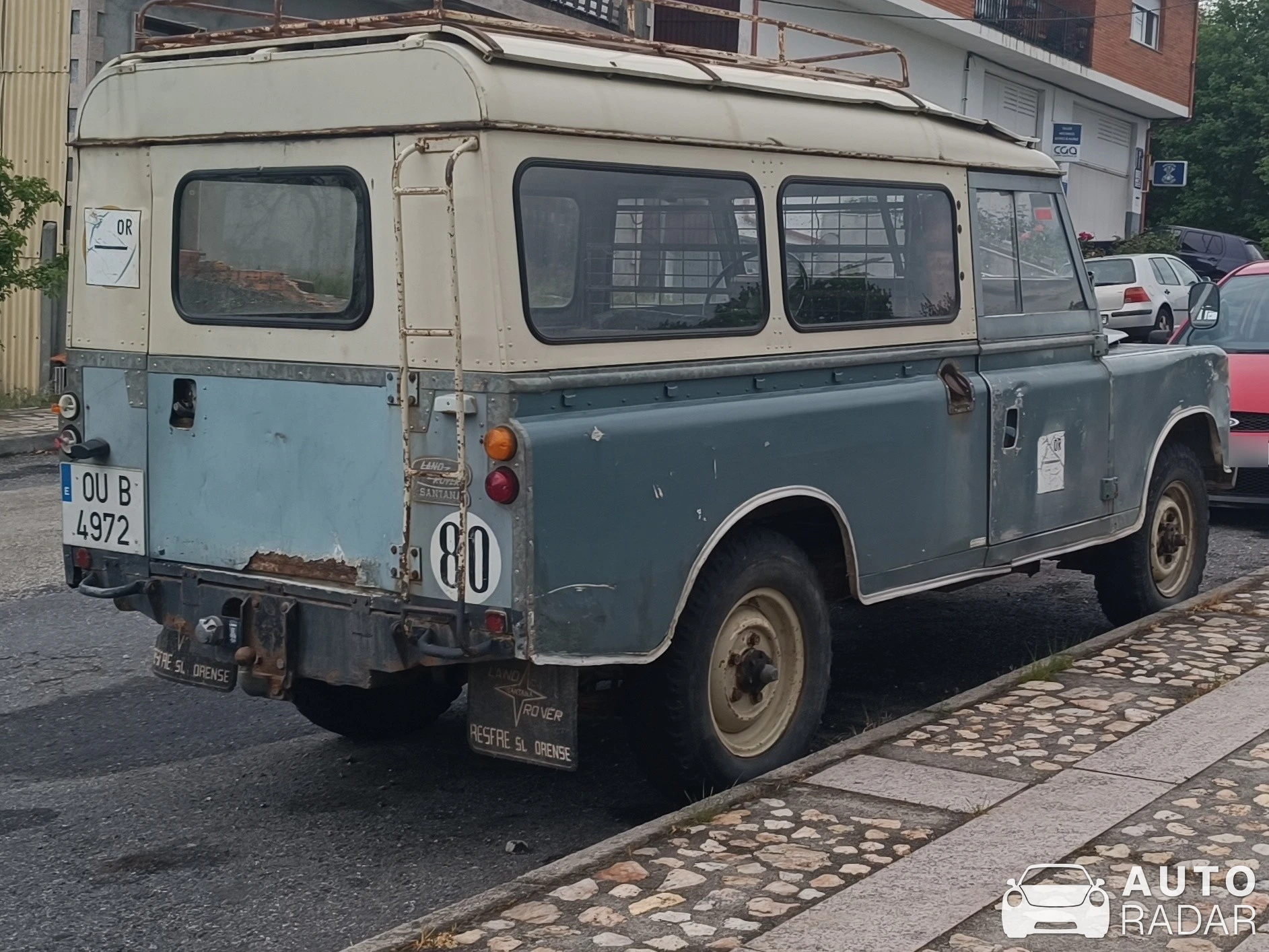 Land Rover Series 2 spotted in Bande