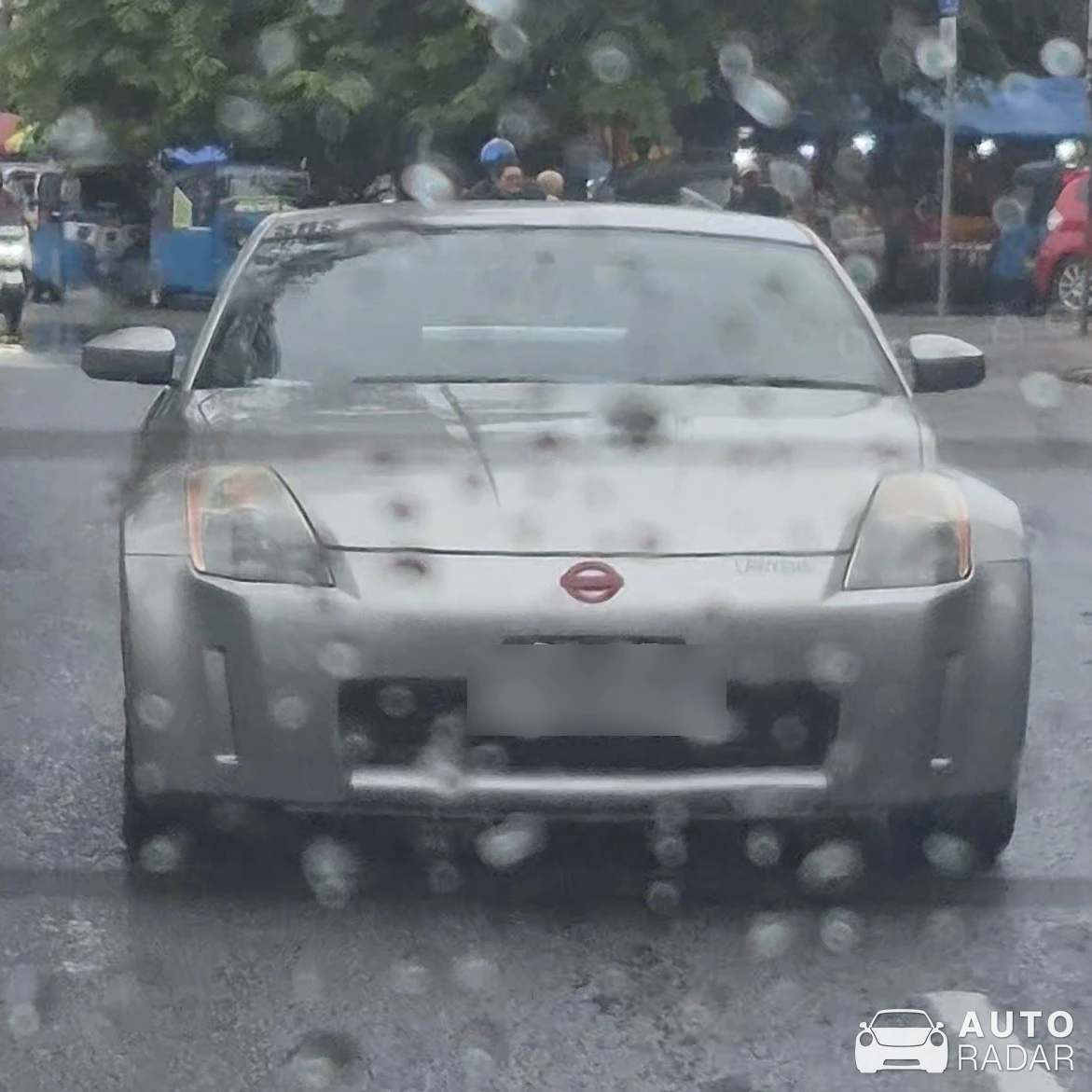 Nissan 350Z spotted in Jakarta, Indonesia