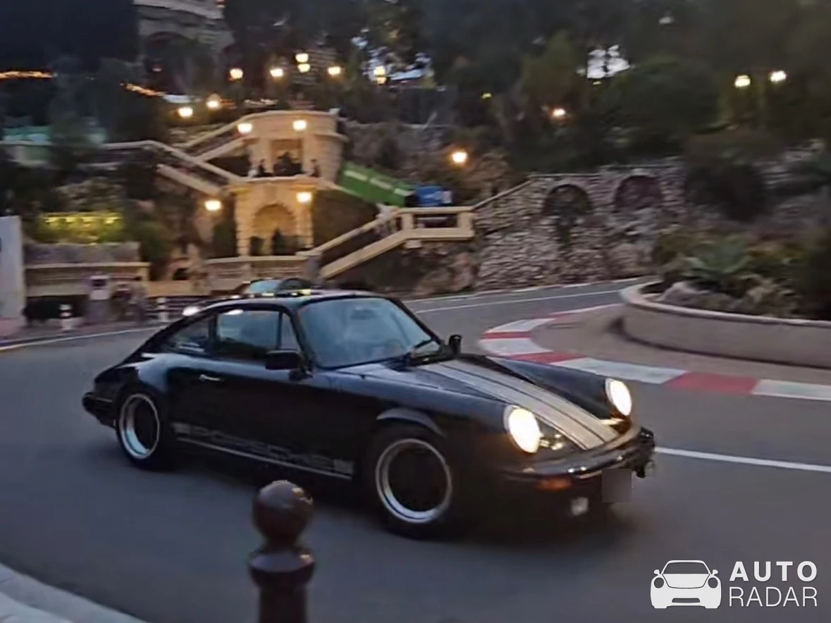 Porsche 911 Carrera 2.7 spotted in Monaco