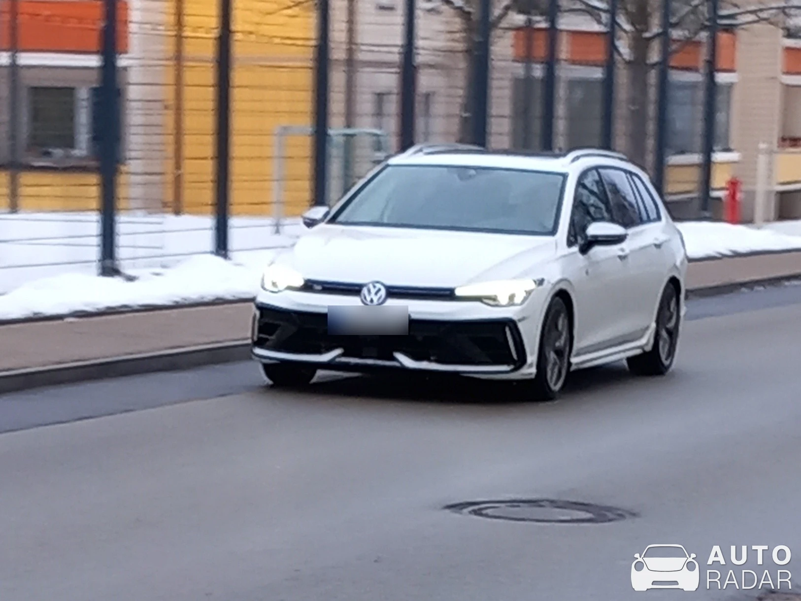 Volkswagen Golf 8 R Variant spotted in Zwönitz, Germany
