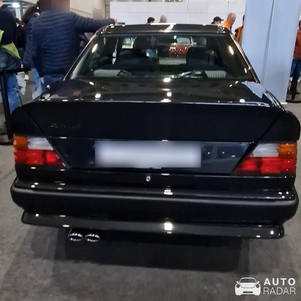 Mercedes-Benz 300CE spotted in Bremen