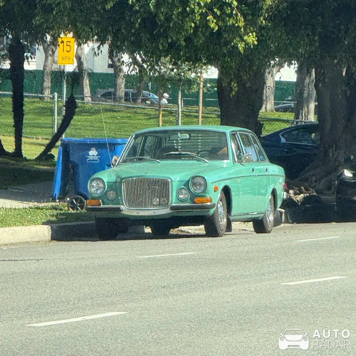 Volvo 164 spotted in Los Angeles