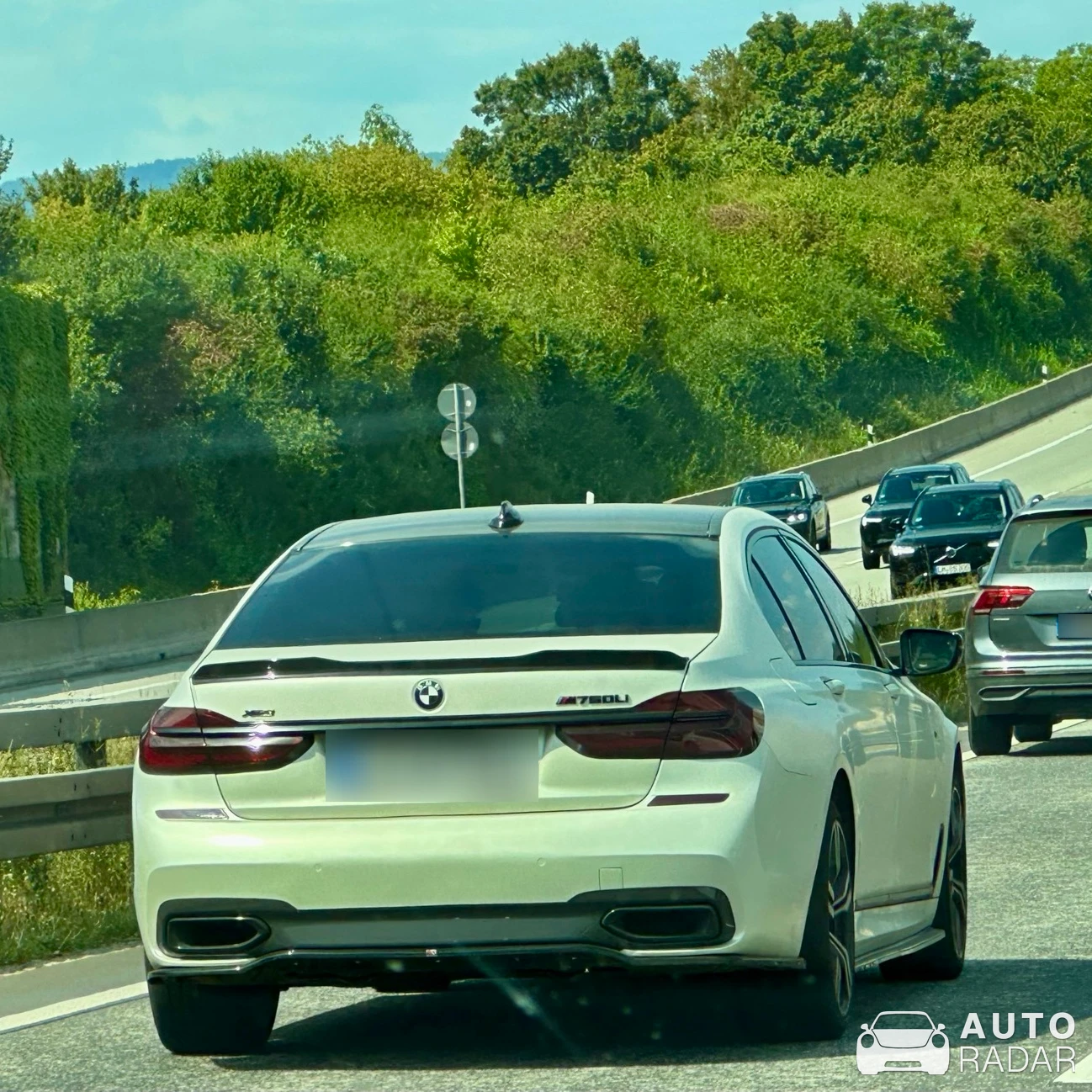 BMW M760Li xDrive 2019 spotted in Wiesbaden