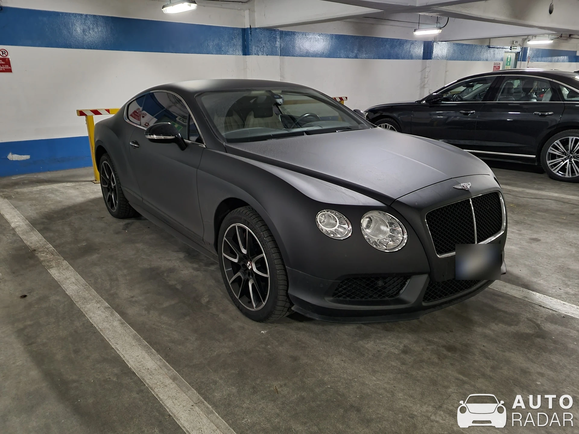 Bentley Continental spotted in Milano, Italy