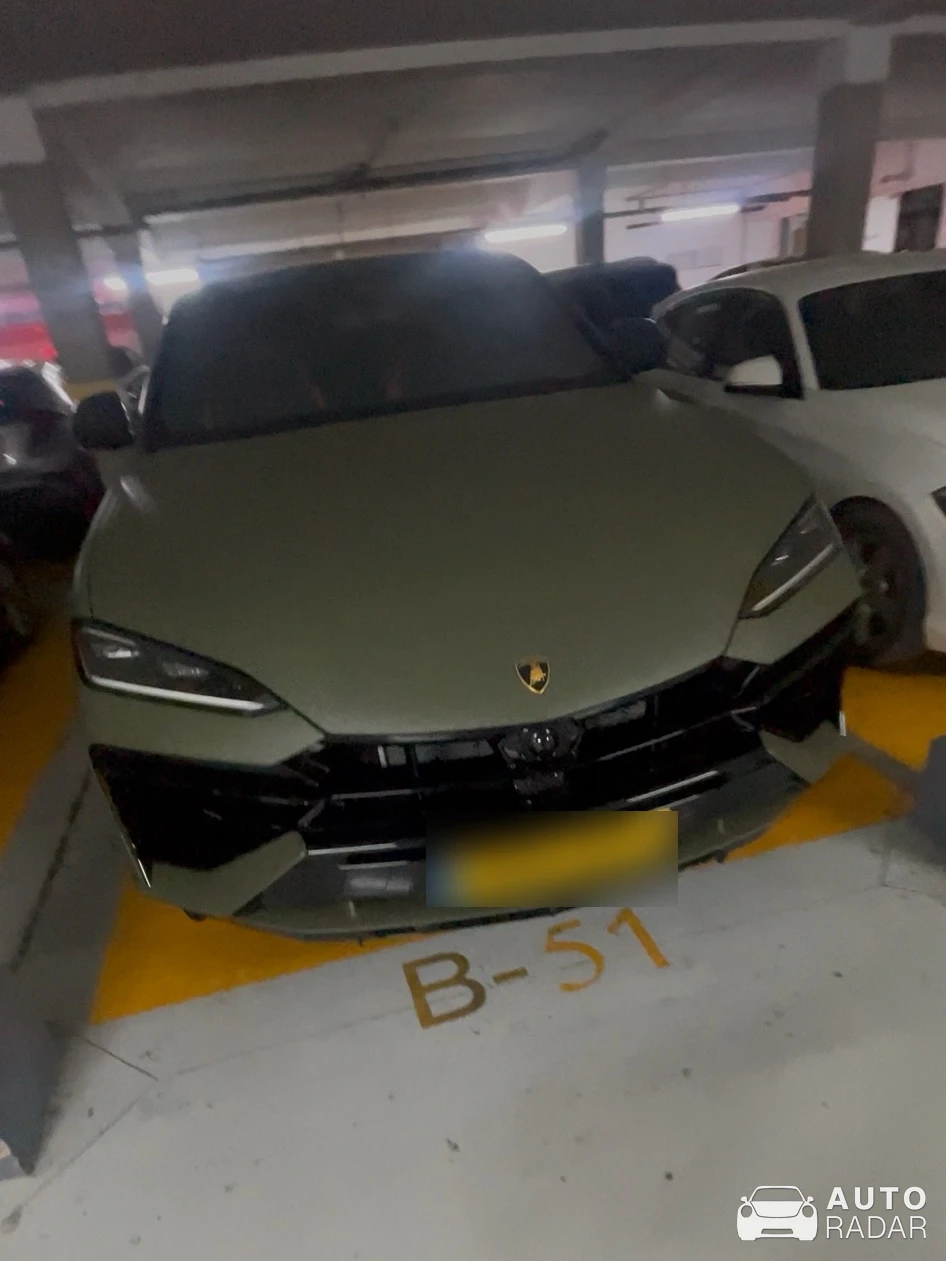 Lamborghini Urus spotted in Tanger