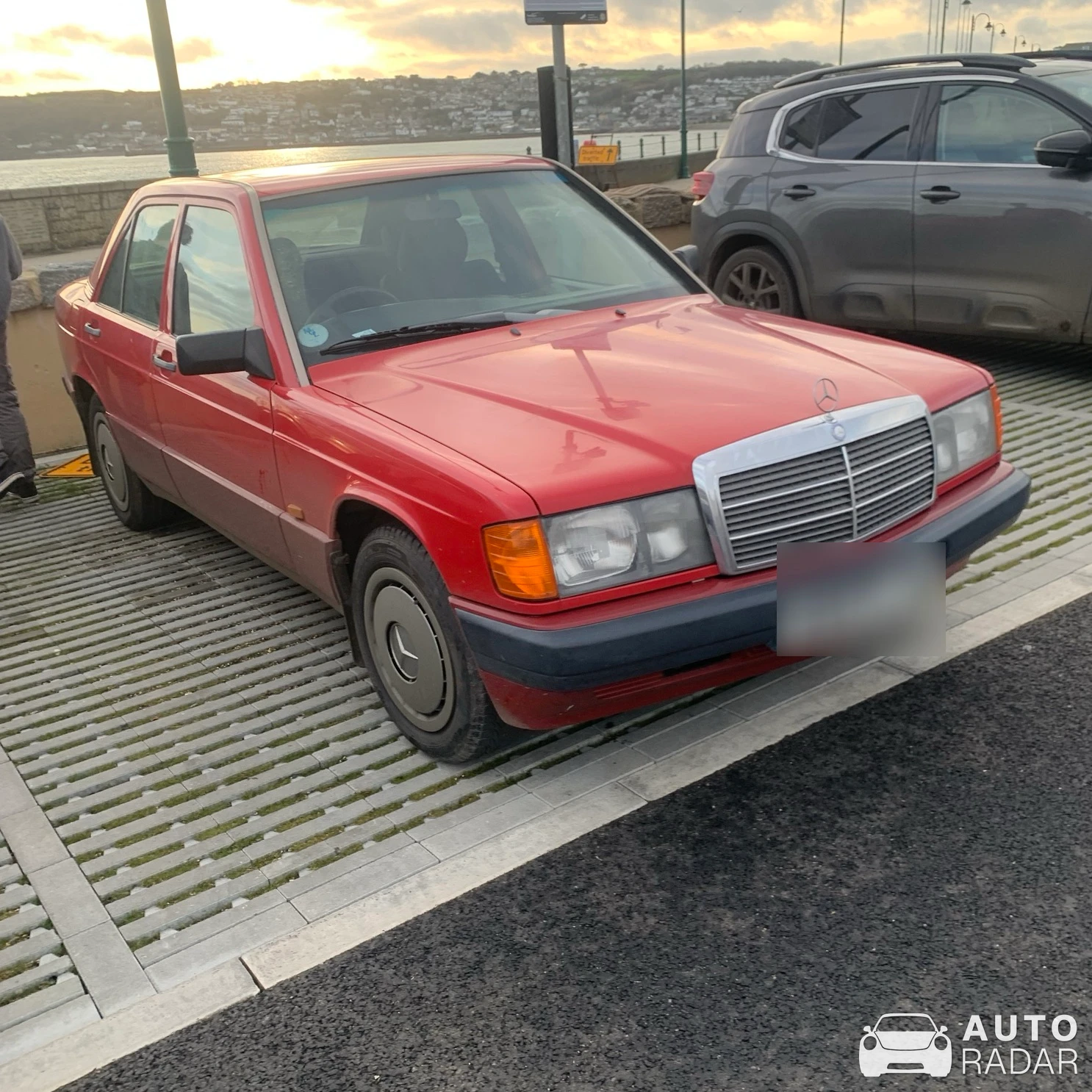 Mercedes-Benz 190 E W201 spotted in Penzance