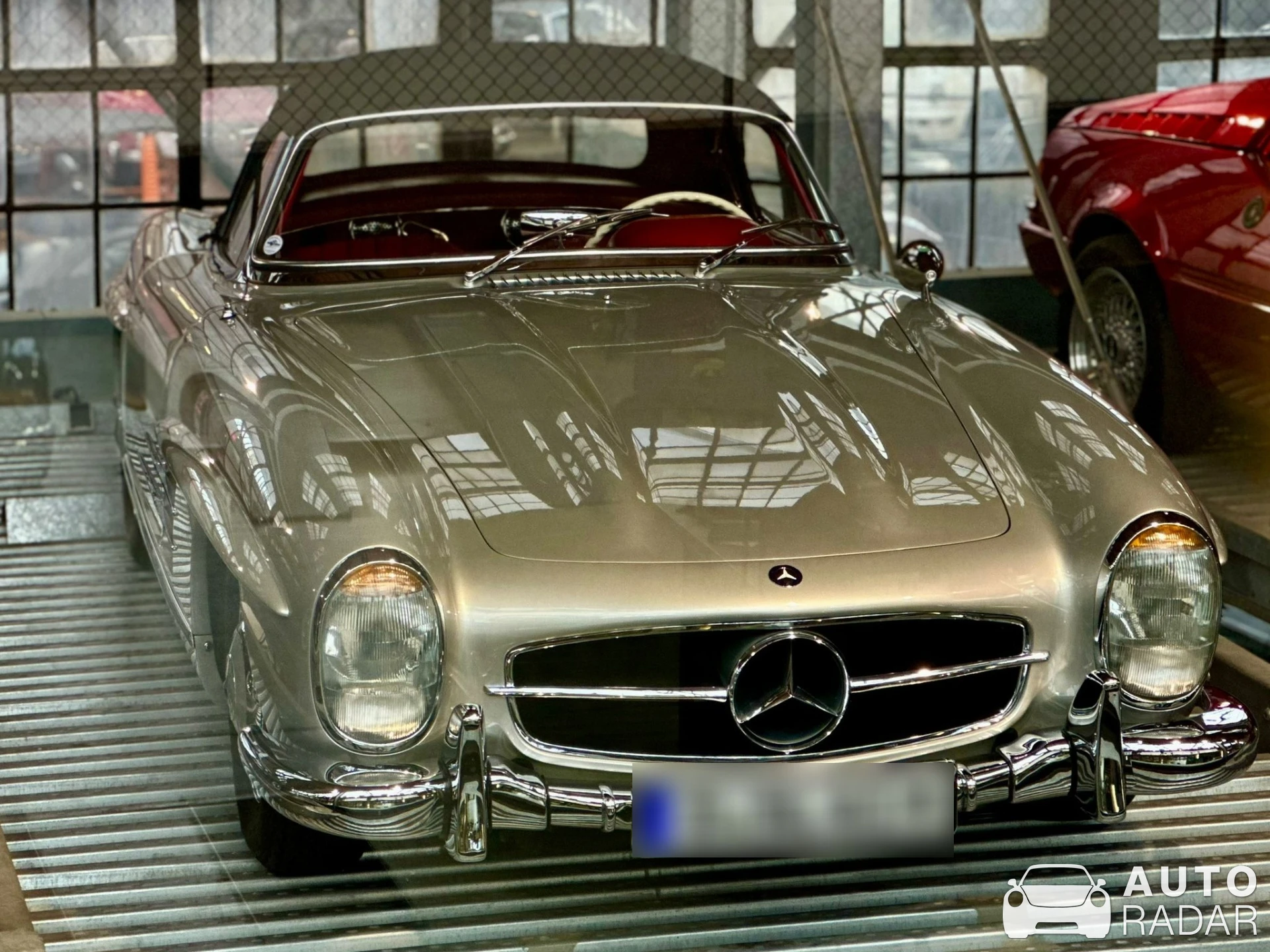 Mercedes-Benz 300SL Roadster spotted in Düsseldorf, Germany