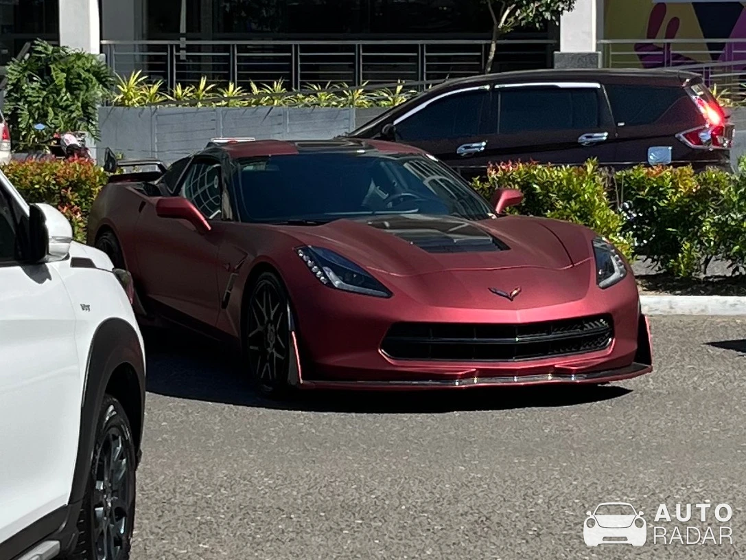 Chevrolet Corvette C7 Stingray spotted in Iloilo City