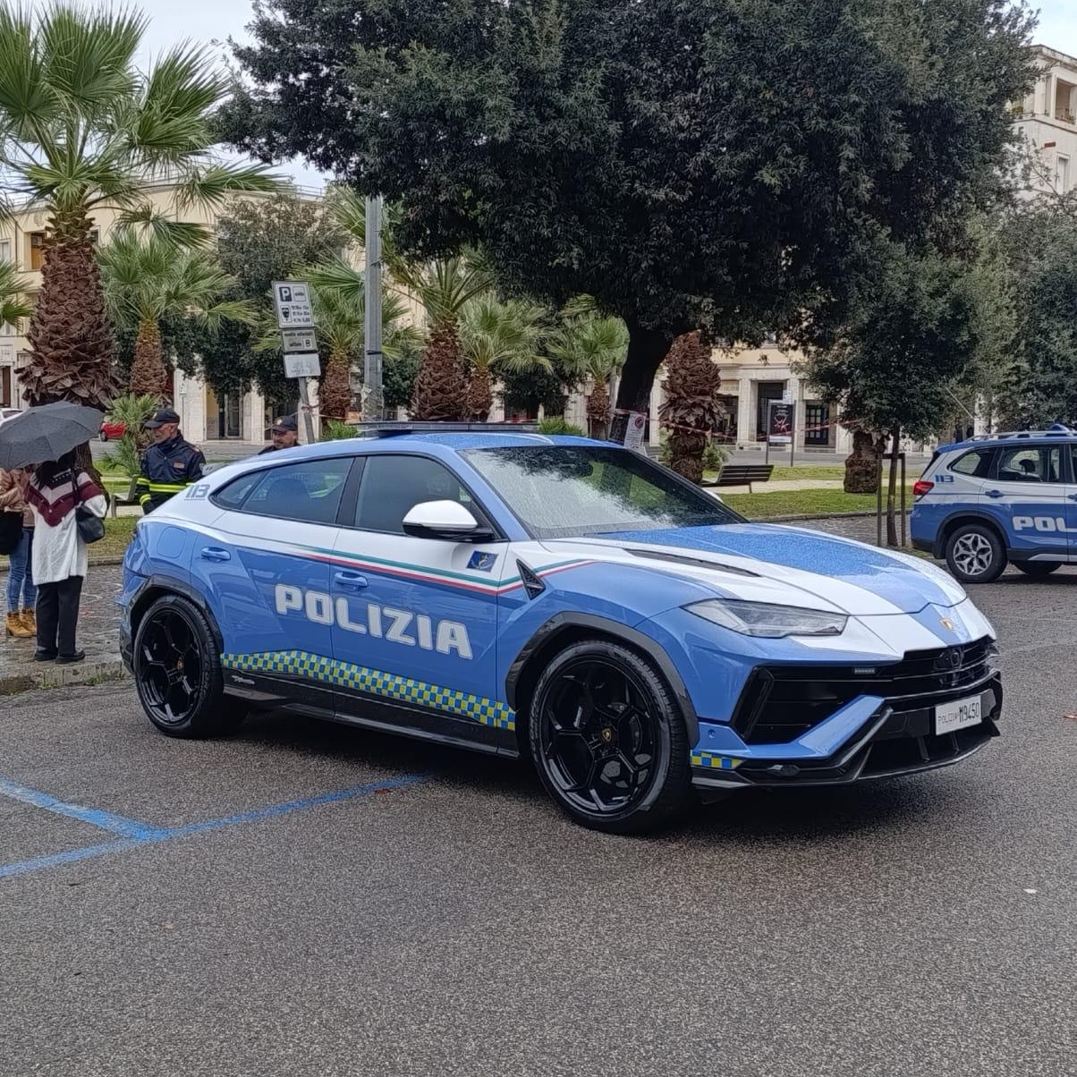 Lamborghini Urus Performante Polizia