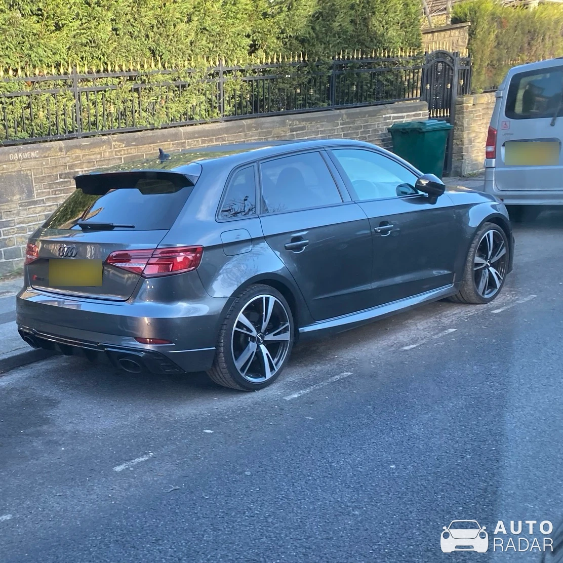 Audi RS3 Sportback 8V spotted in West Yorkshire, Vereinigtes Königreich
