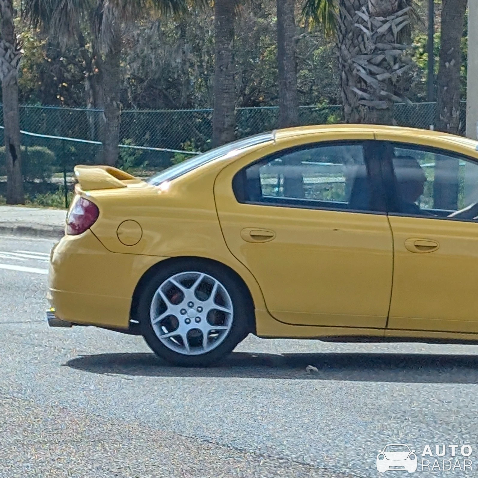 Dodge Neon SRT-4 spotted in Sivapur