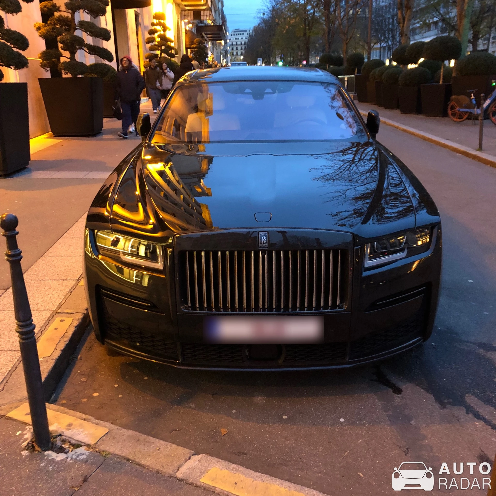 Rolls-Royce Ghost spotted in Paris, France
