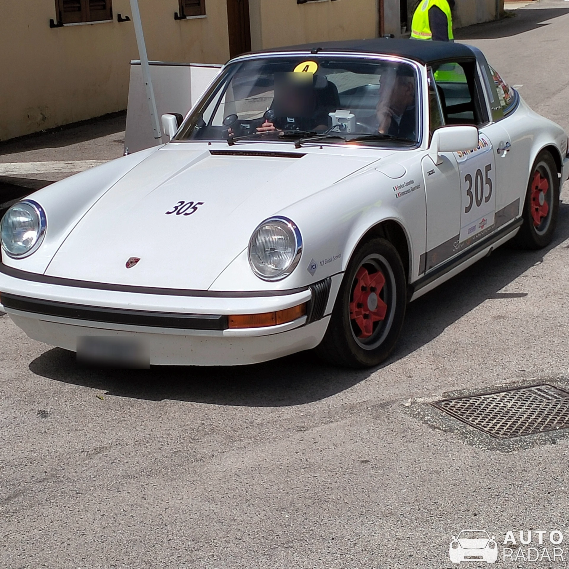 Porsche 911 SC Targa spotted in Viddalba, Italy