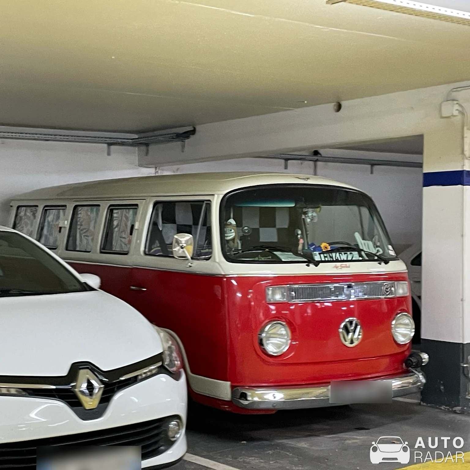 Volkswagen T2 spotted in Toul, France