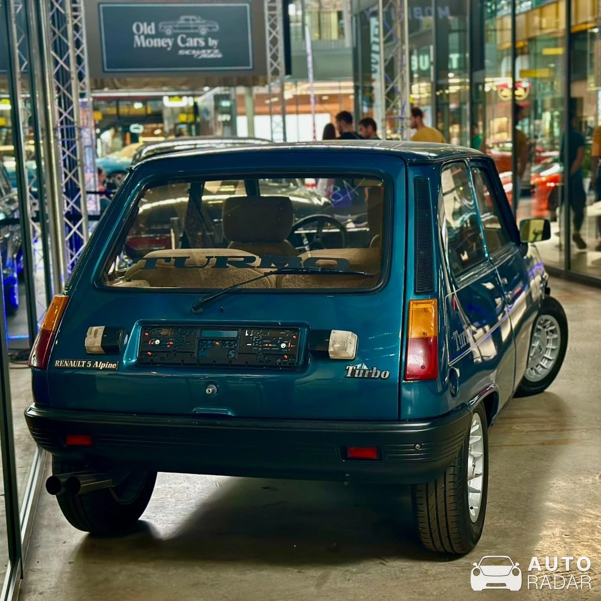 Renault 5 Alpine Turbo spotted in München