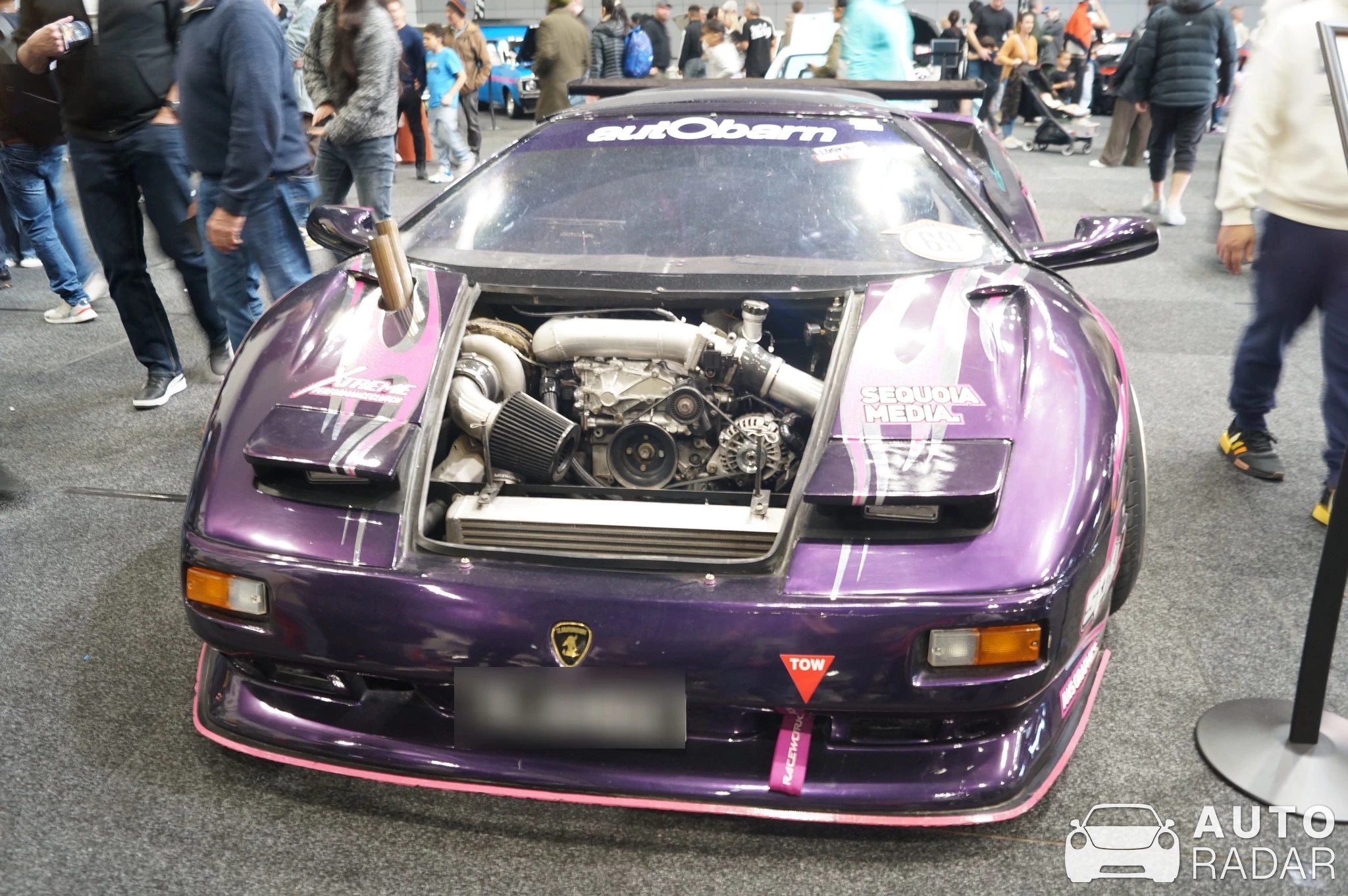 Lamborghini Diablo Replica spotted in Docklands