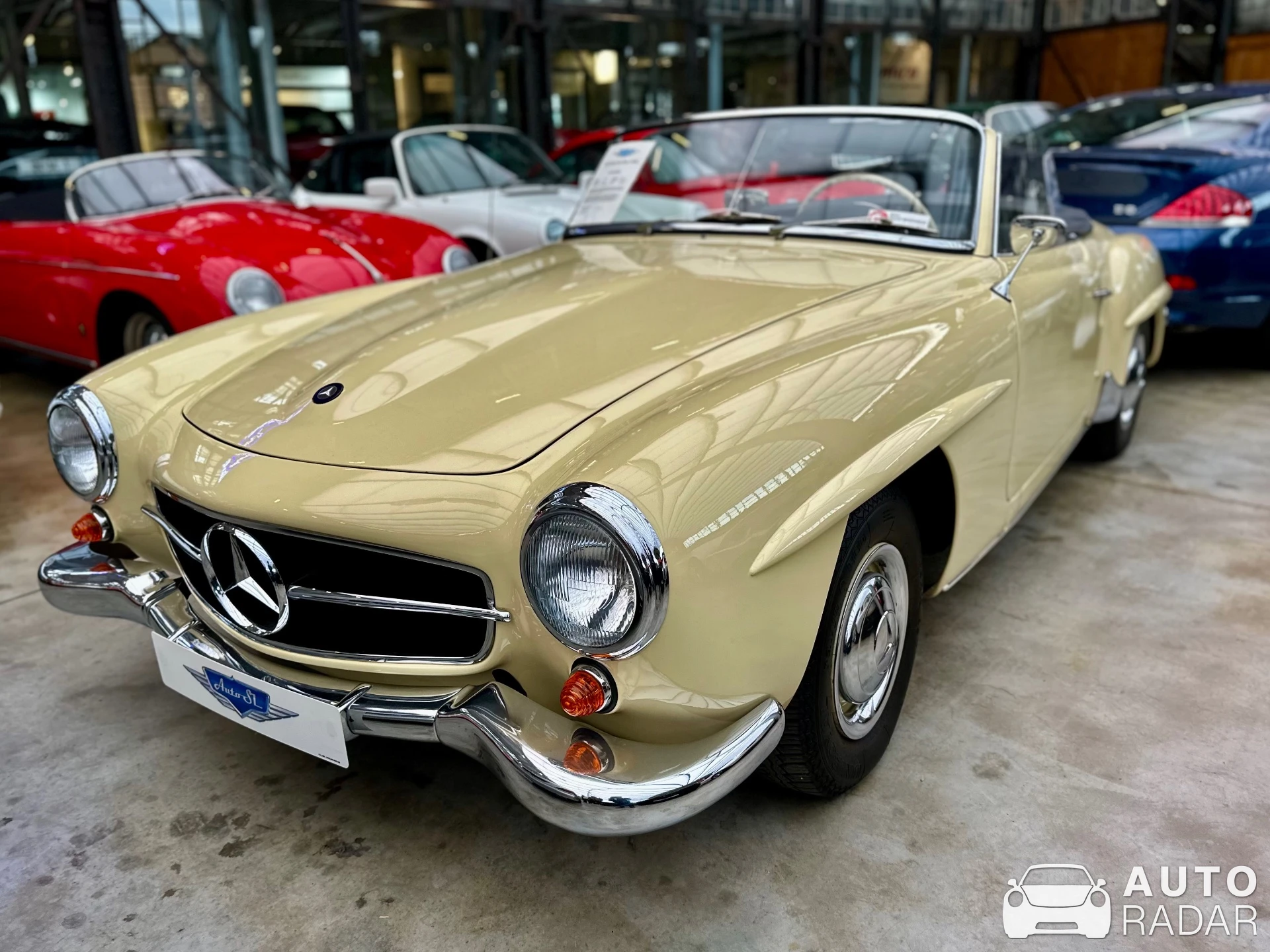 Mercedes-Benz 190 SL spotted in Düsseldorf, Germany