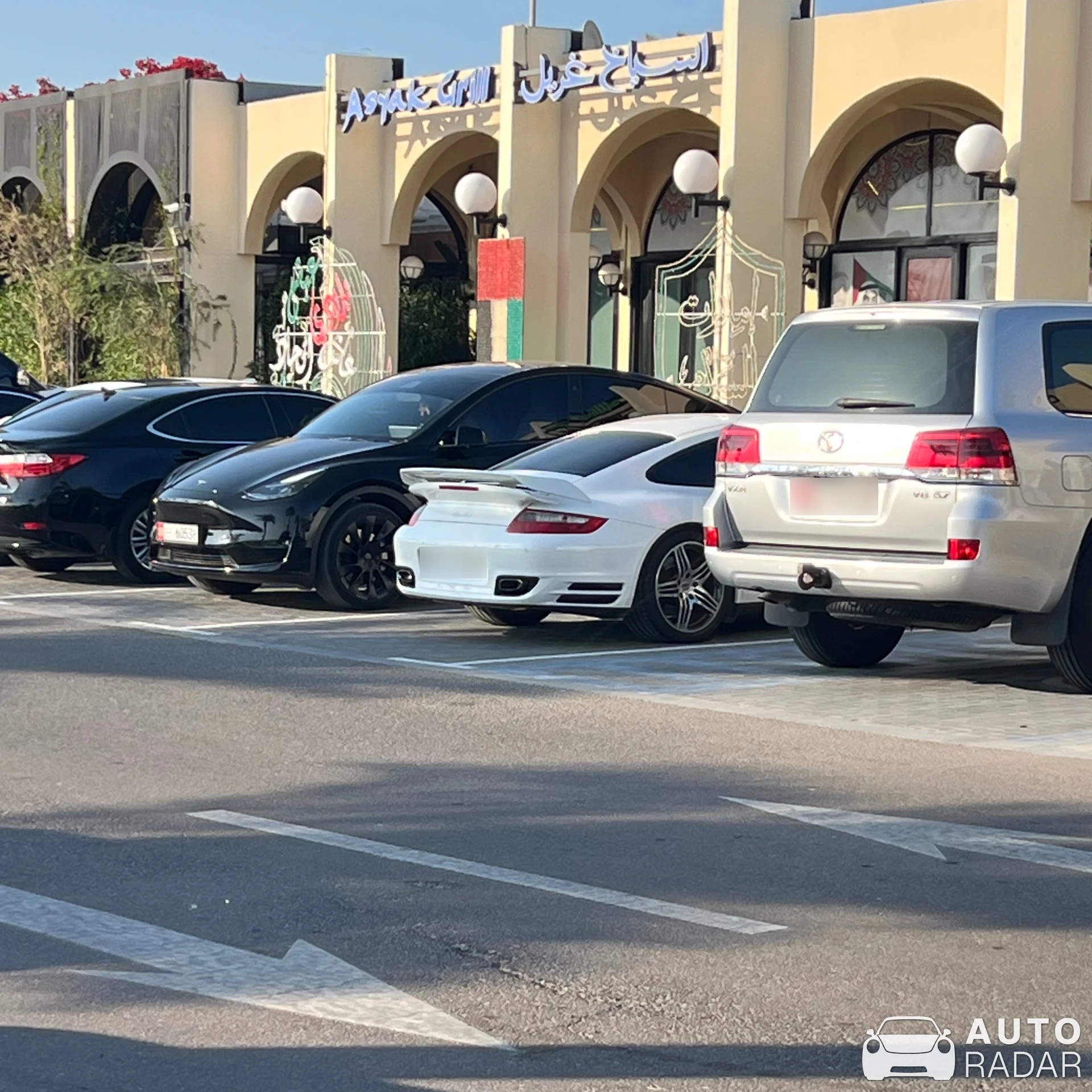 Porsche 997 Turbo spotted in Abu Dhabi, United Arab Emirates