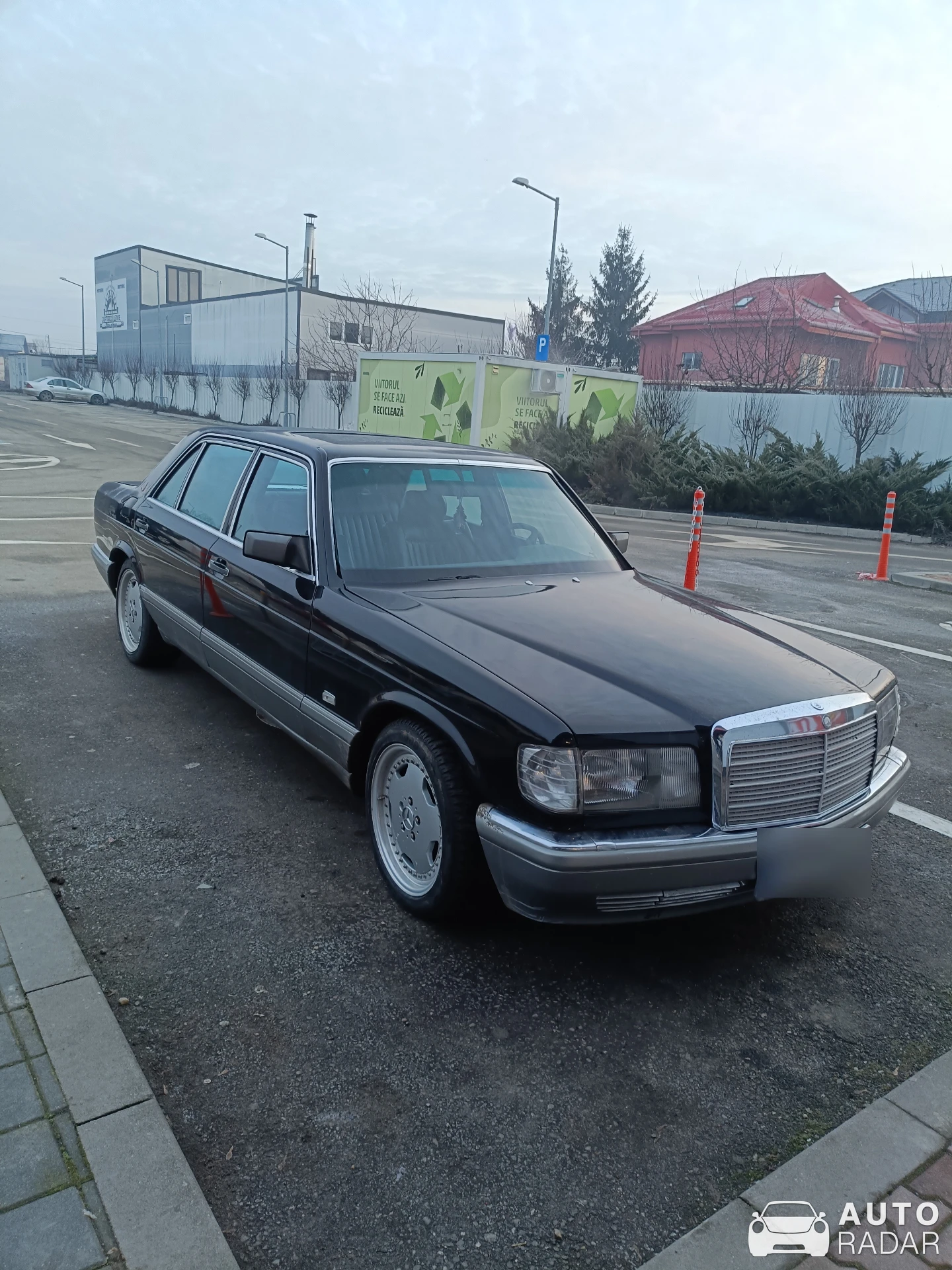 Mercedes-Benz 1000 SEL W126 spotted in Clinceni