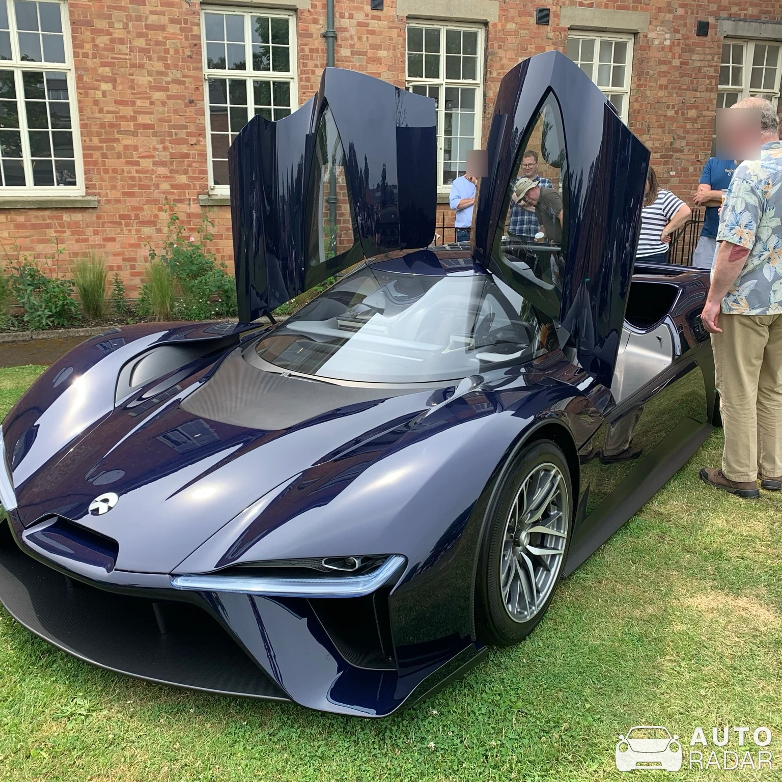 NIO EP9 spotted in Caversfield