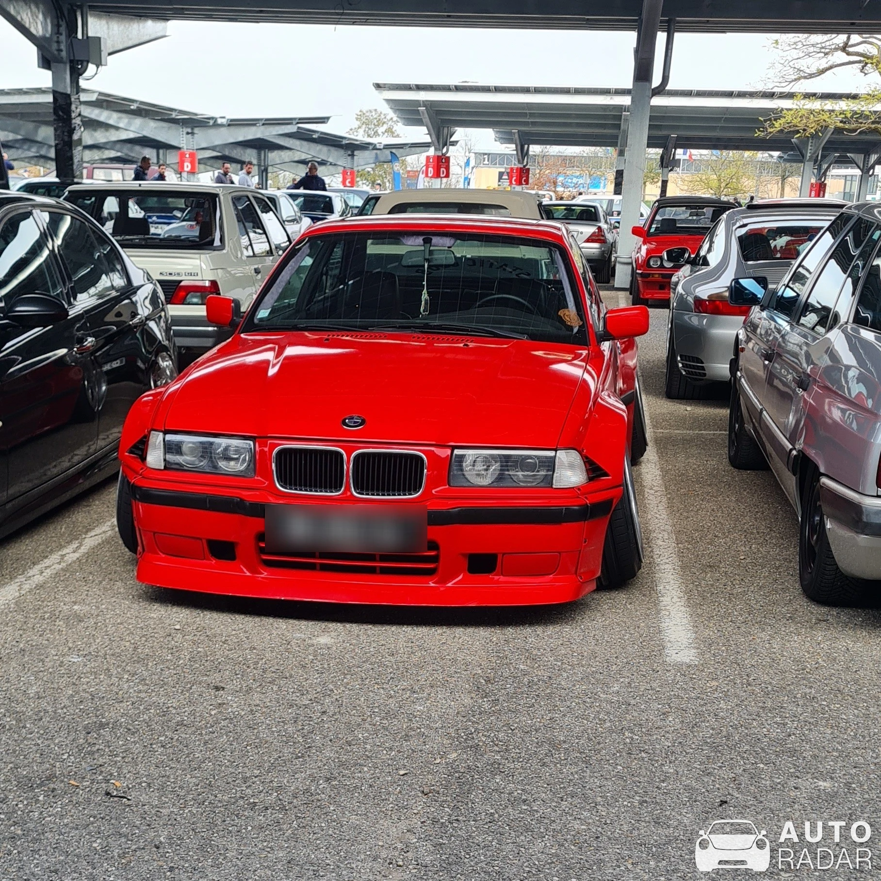BMW 3 Series E36 spotted in Chassieu, France