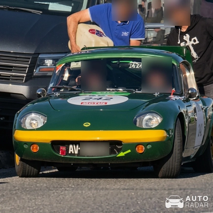 Lotus Elan S1 spotted in Blagnac