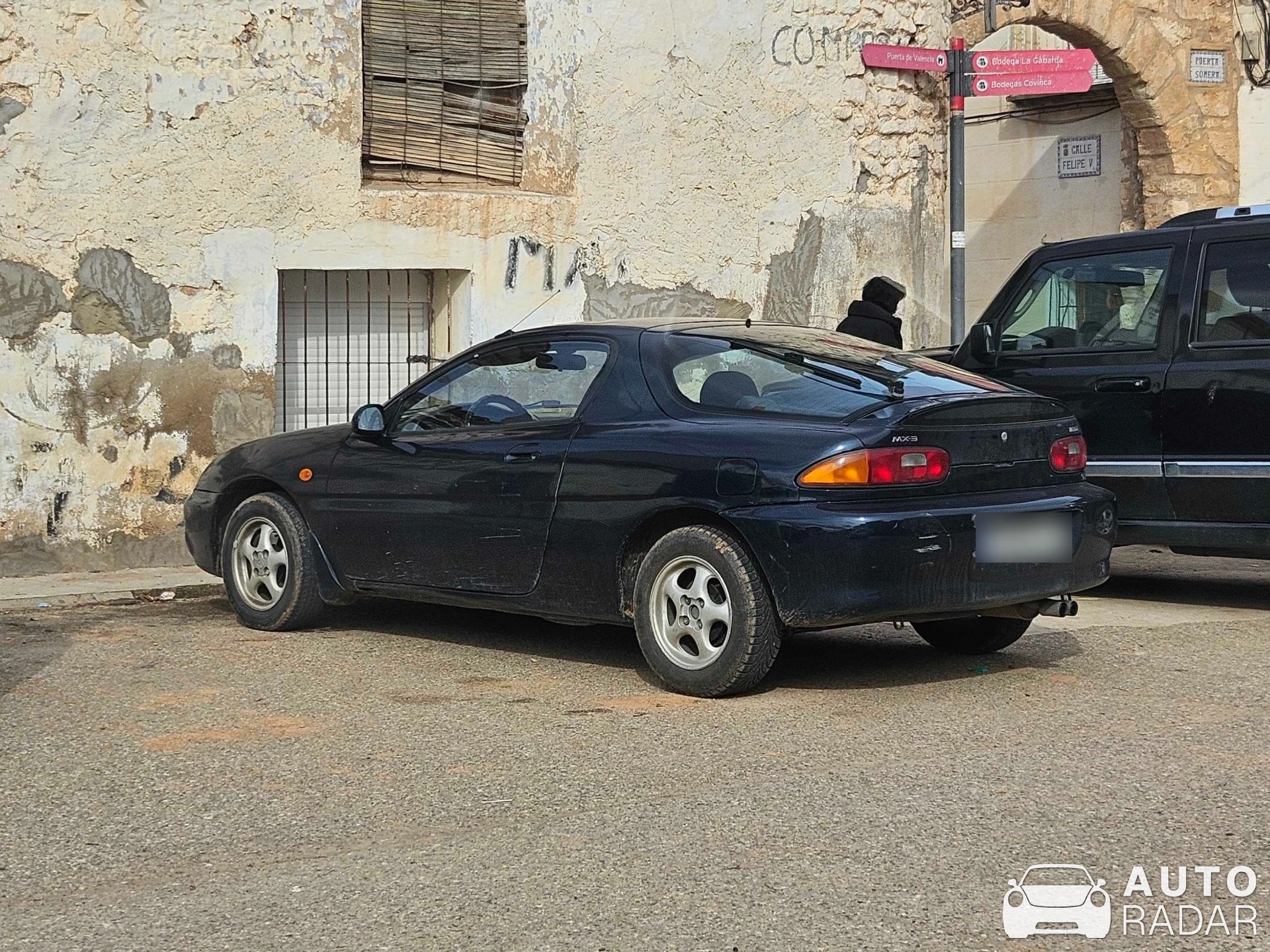 Mazda MX-3 spotted in Longares