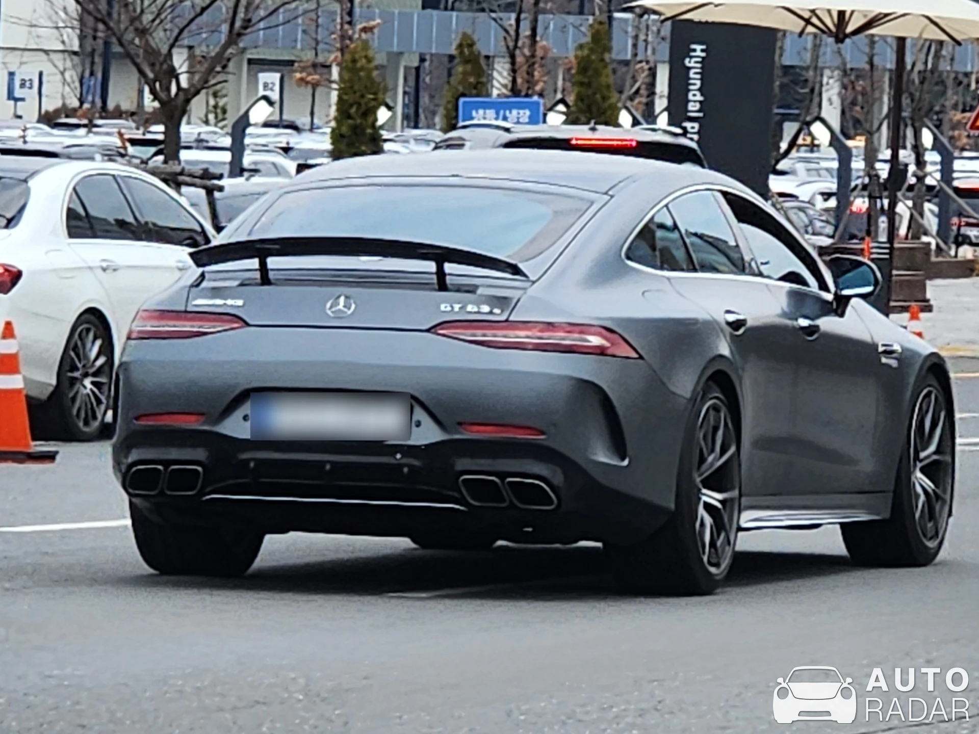 Mercedes-AMG GT 63 S X290 spotted in Daejeon, South Korea