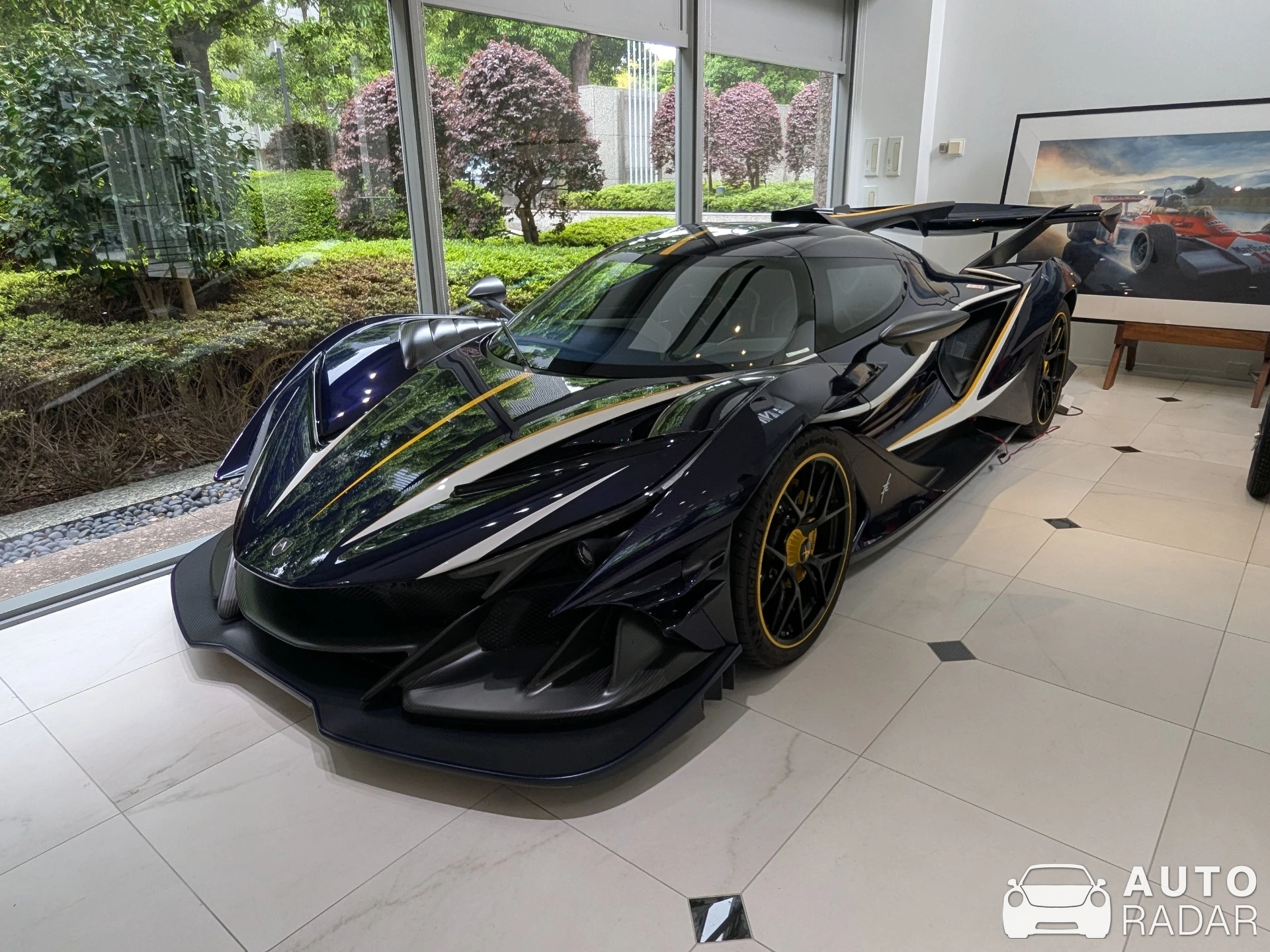 Apollo IE spotted in 港区