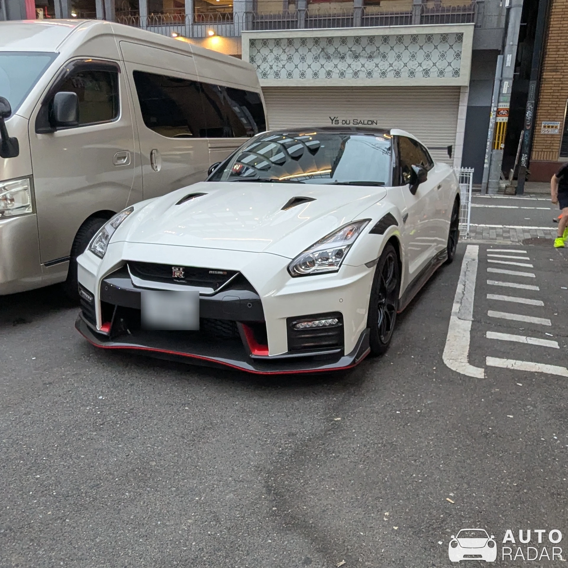 Nissan GT-R R35 Nismo spotted in Osaka