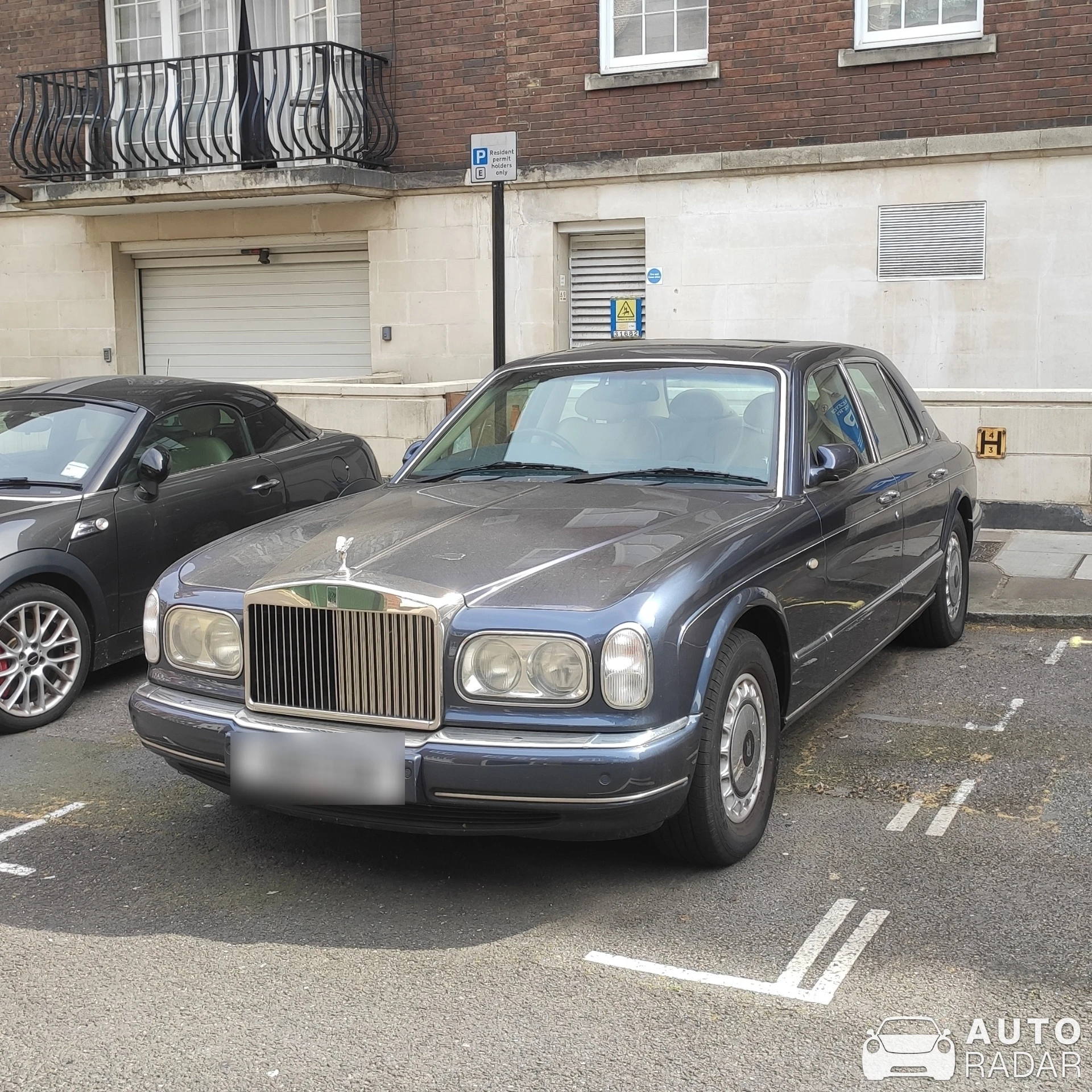Rolls-Royce Silver Seraph spotted in London
