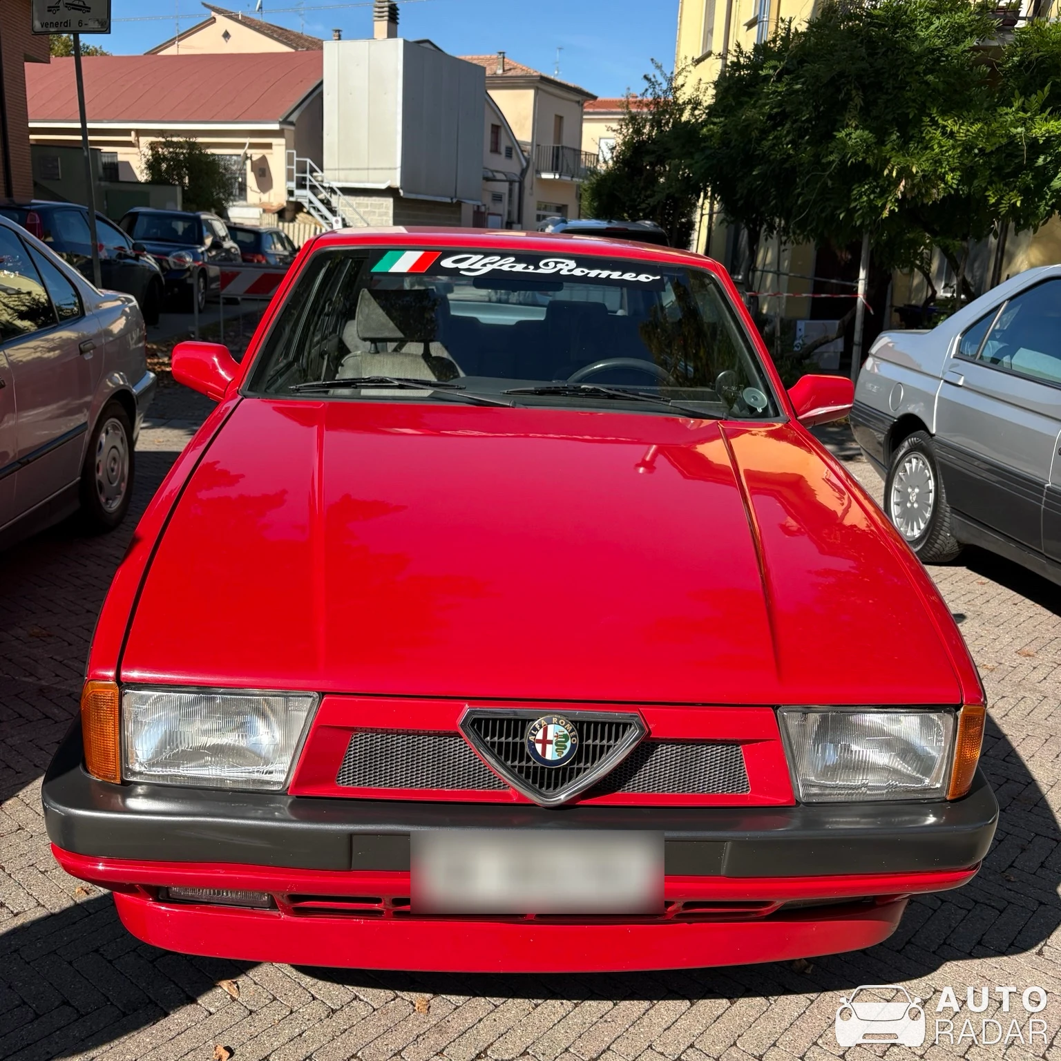 Alfa Romeo 75 spotted in Cremona