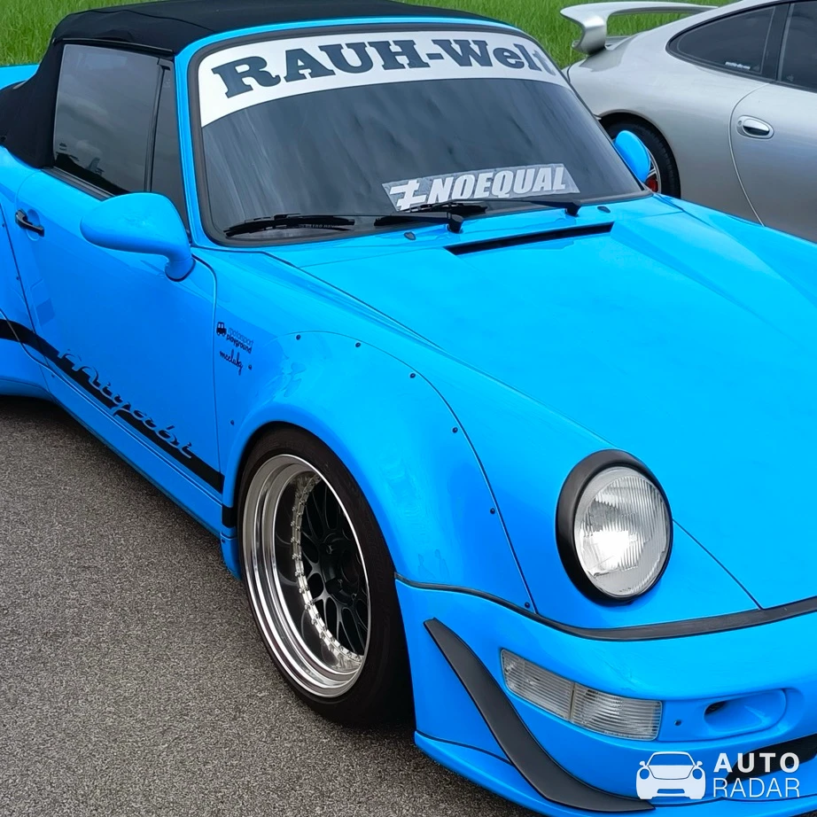Porsche Rauh-Welt Begriff 964 Cabriolet spotted in Kluang